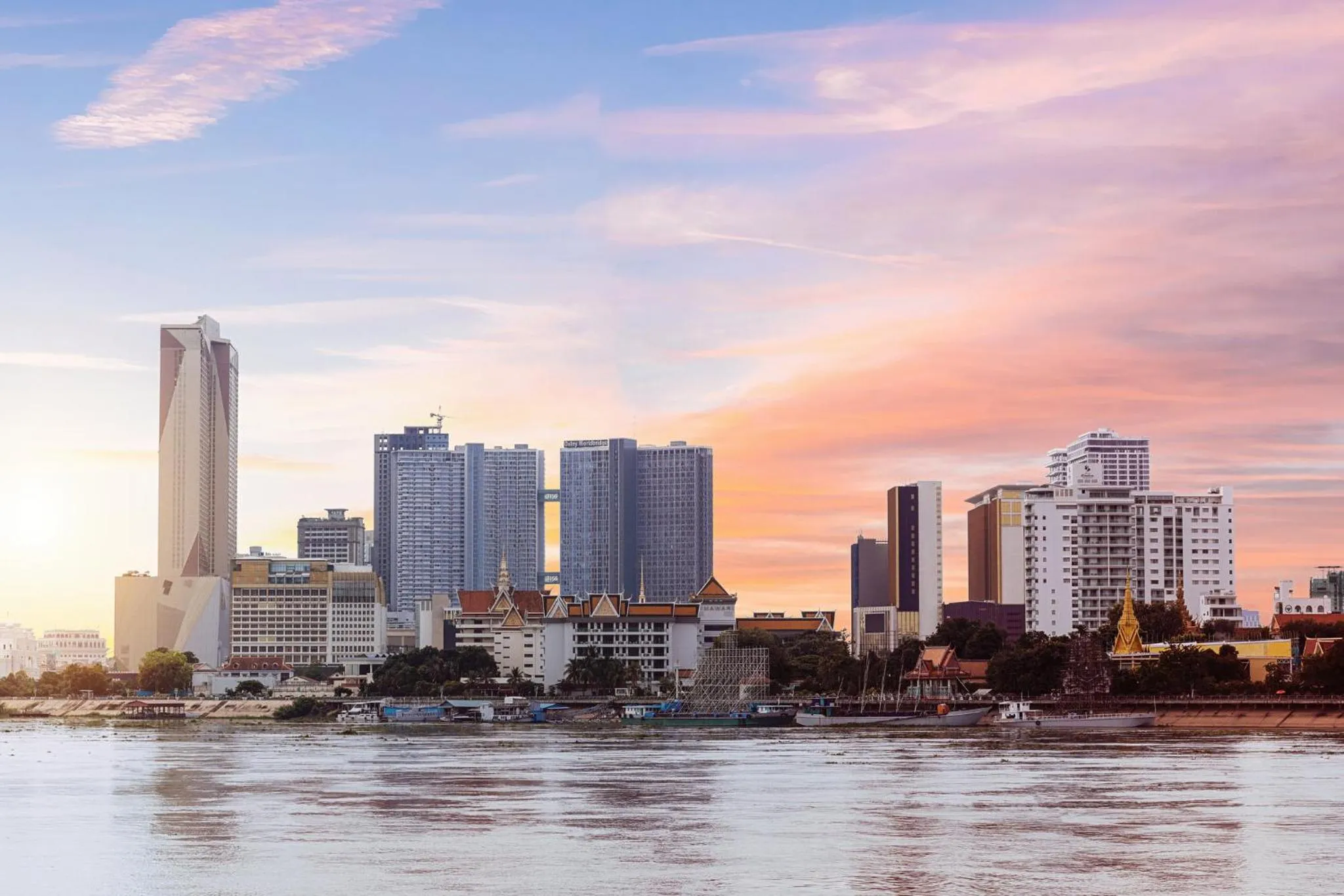 Area and facilities in Crowne Plaza Phnom Penh by IHG 金边皇冠假日酒店 Former VM Hotel