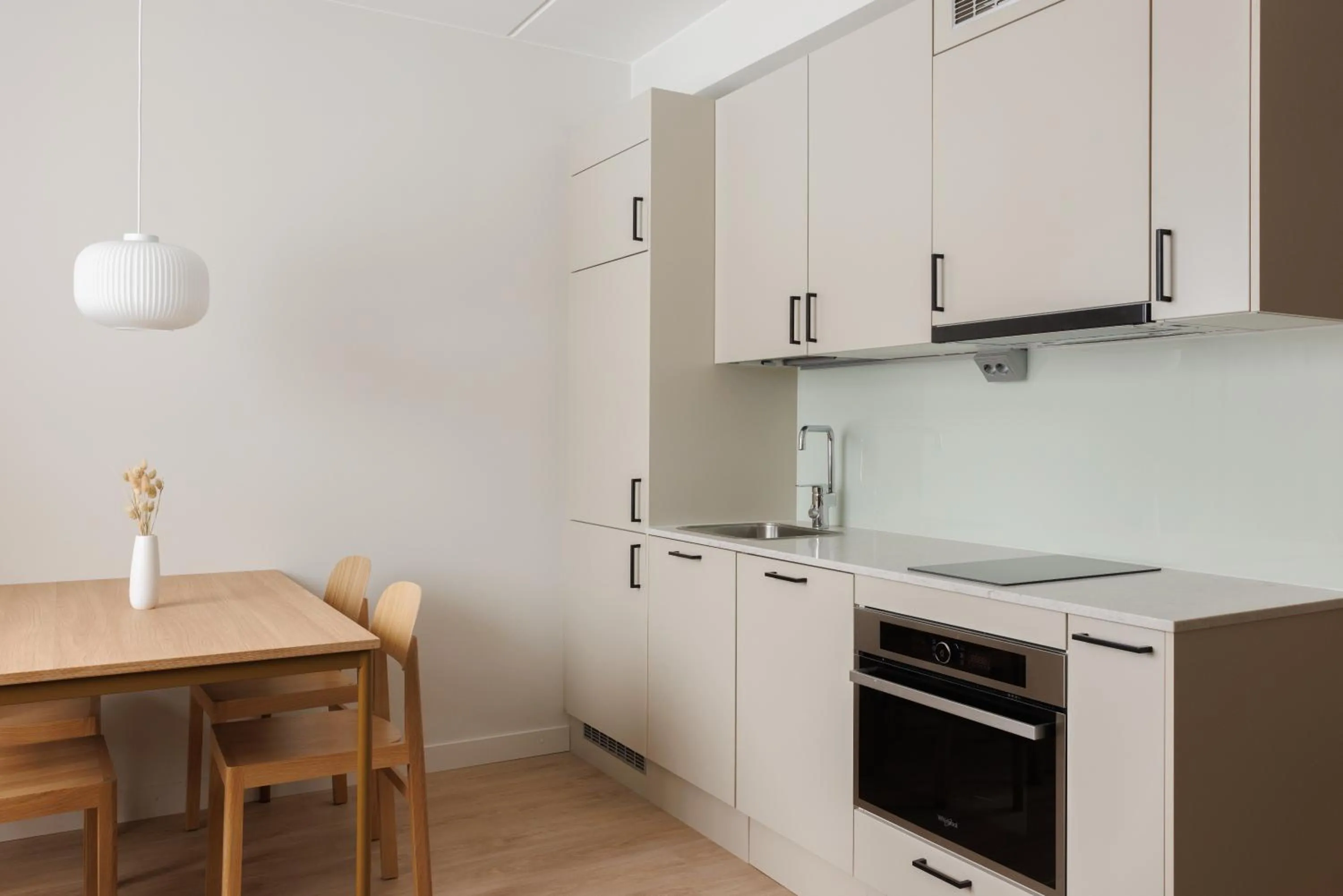 Kitchen or kitchenette in Noli Herttoniemi