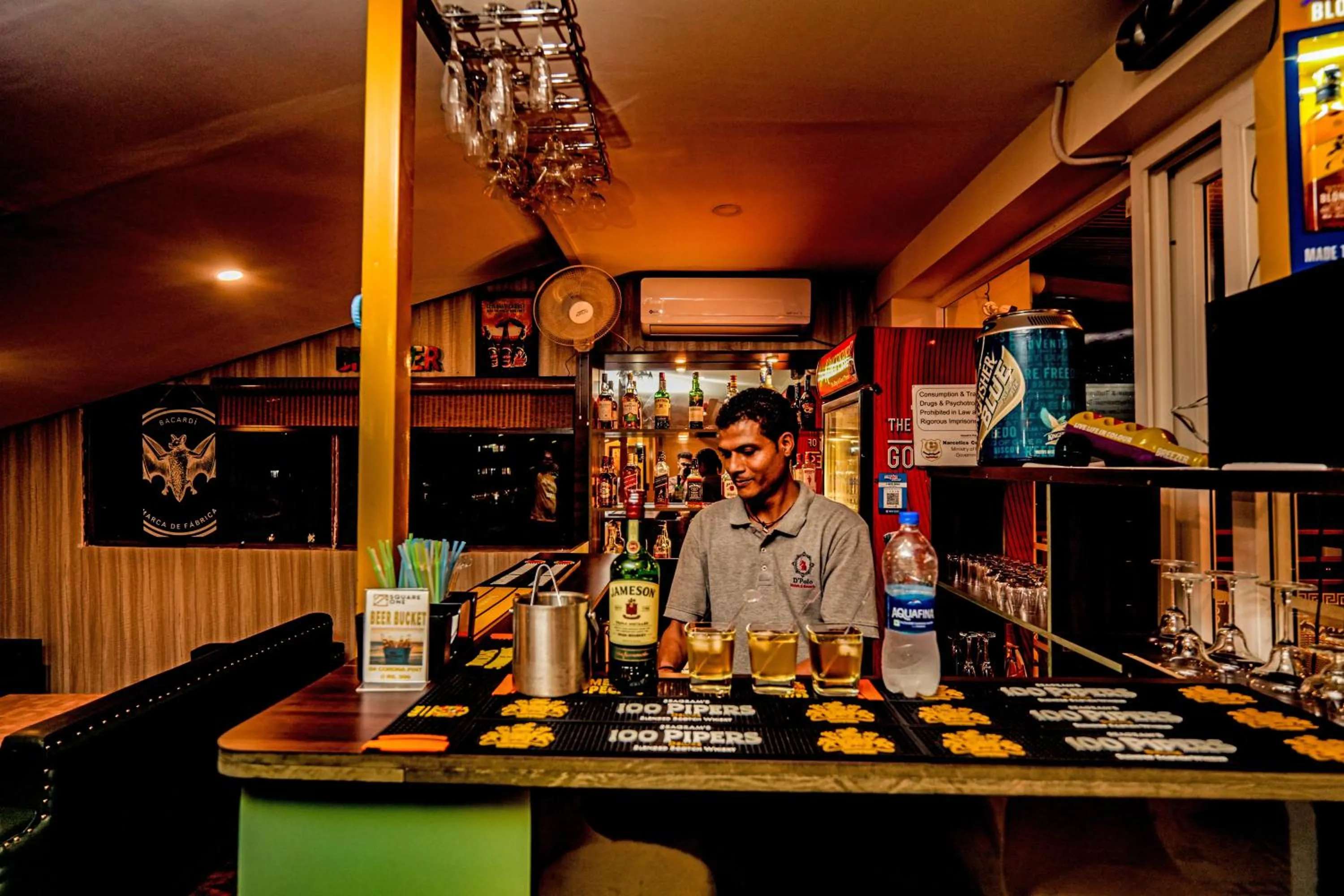 Lounge or bar in Hotel Square One by D'Polo Dharamshala