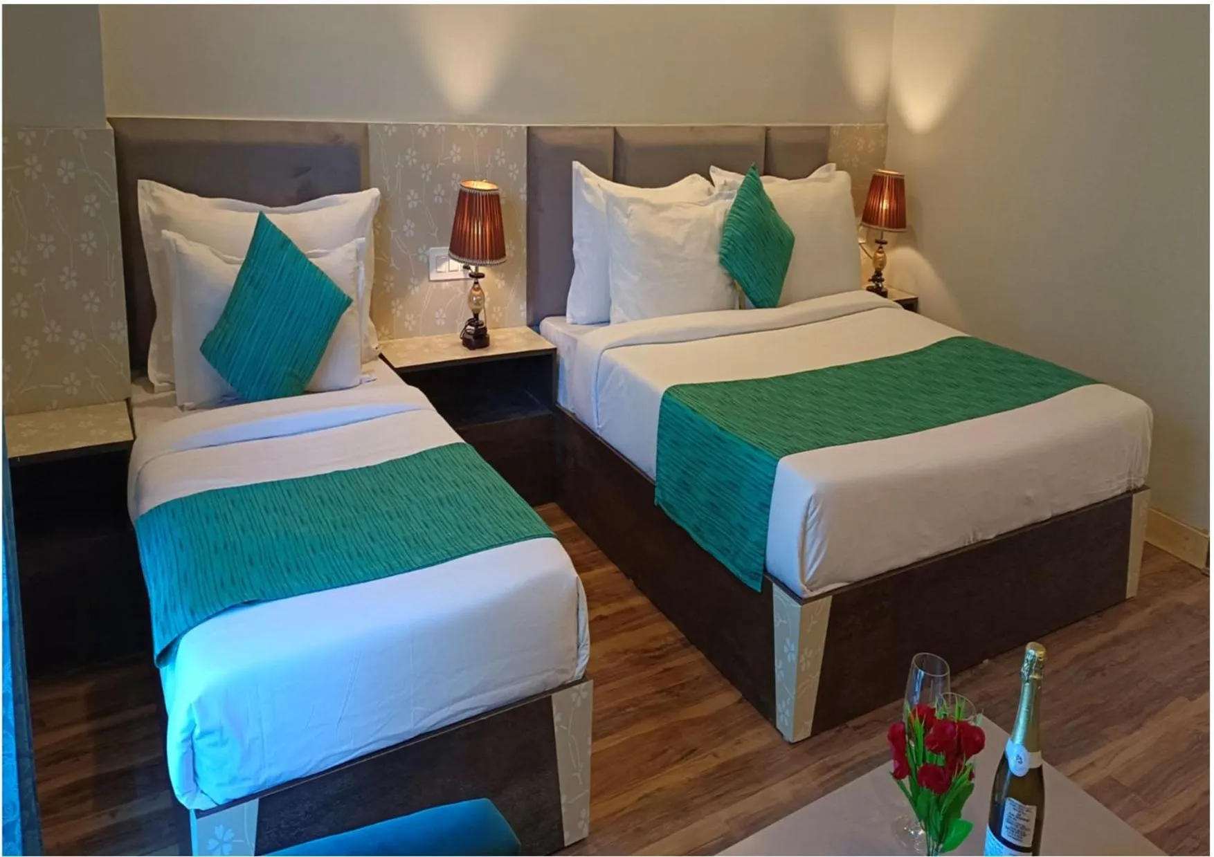 Bed in Hotel Square One by D'Polo Dharamshala