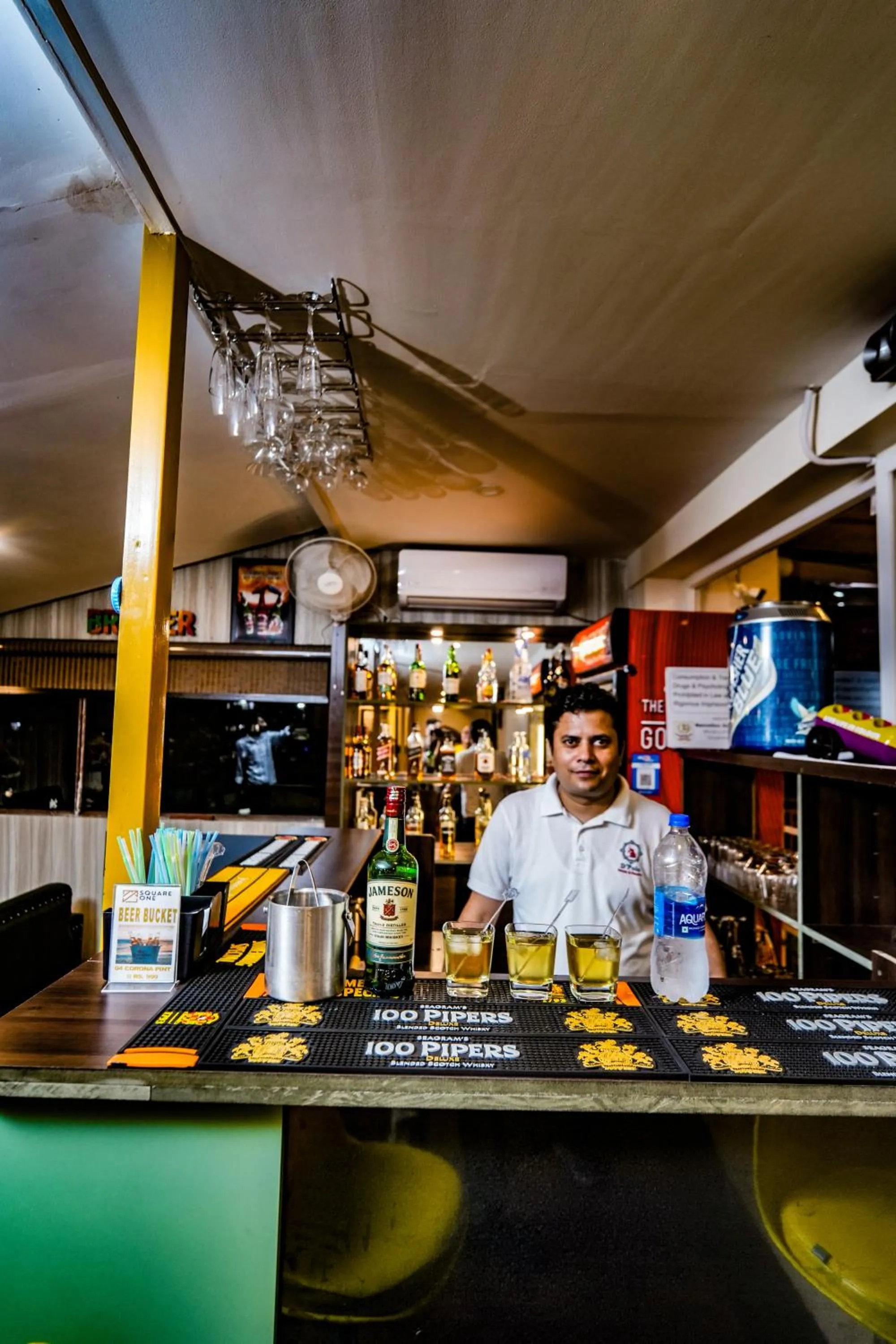 Lounge or bar in Hotel Square One by D'Polo Dharamshala