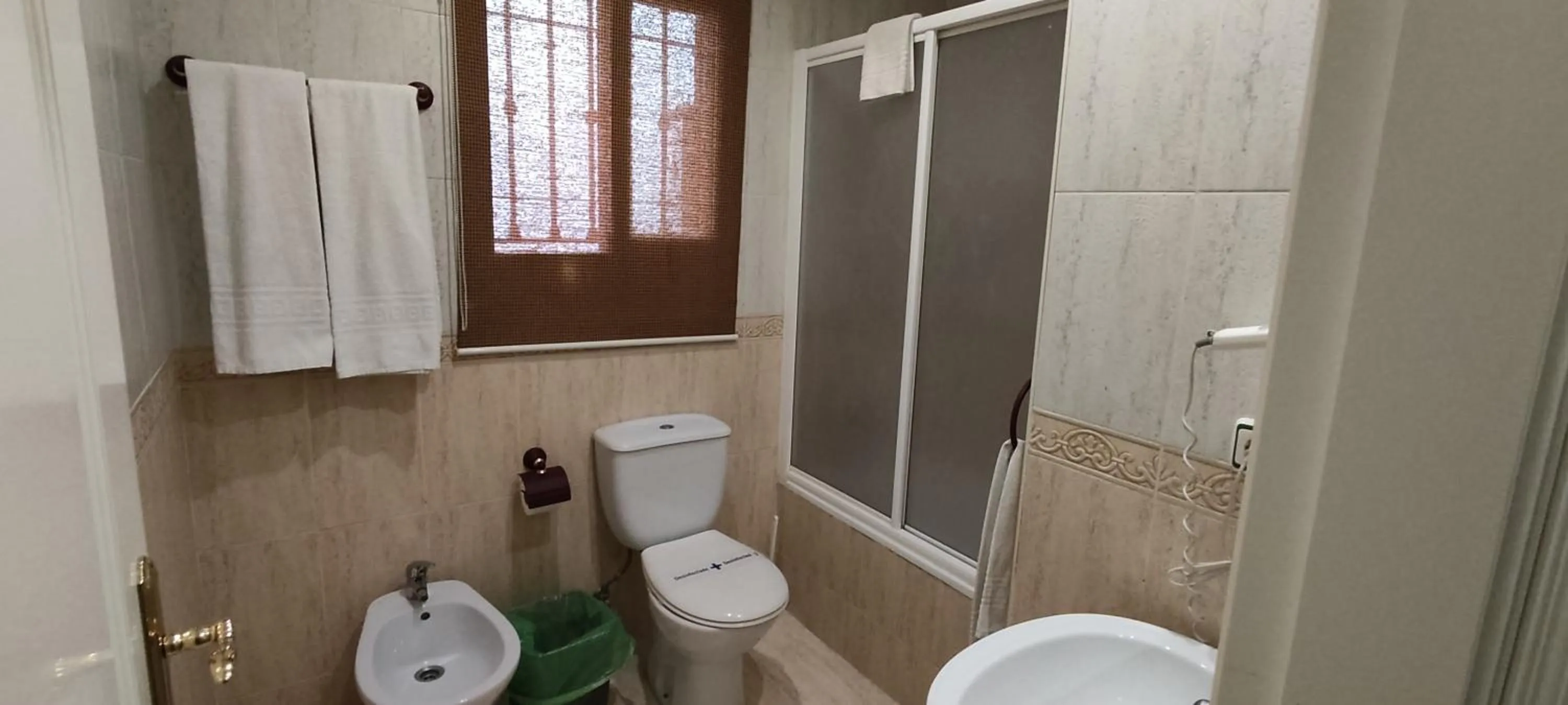 Bathroom in Hotel El Doncel