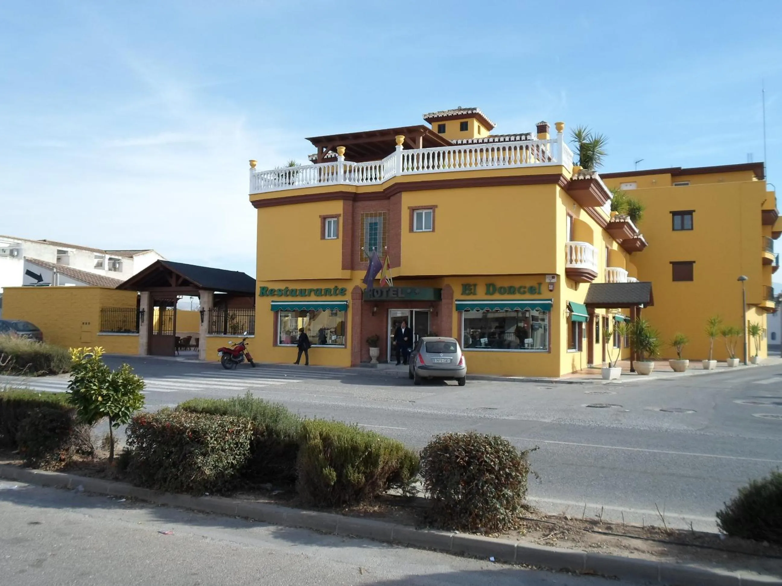 Facade/entrance in Hotel El Doncel