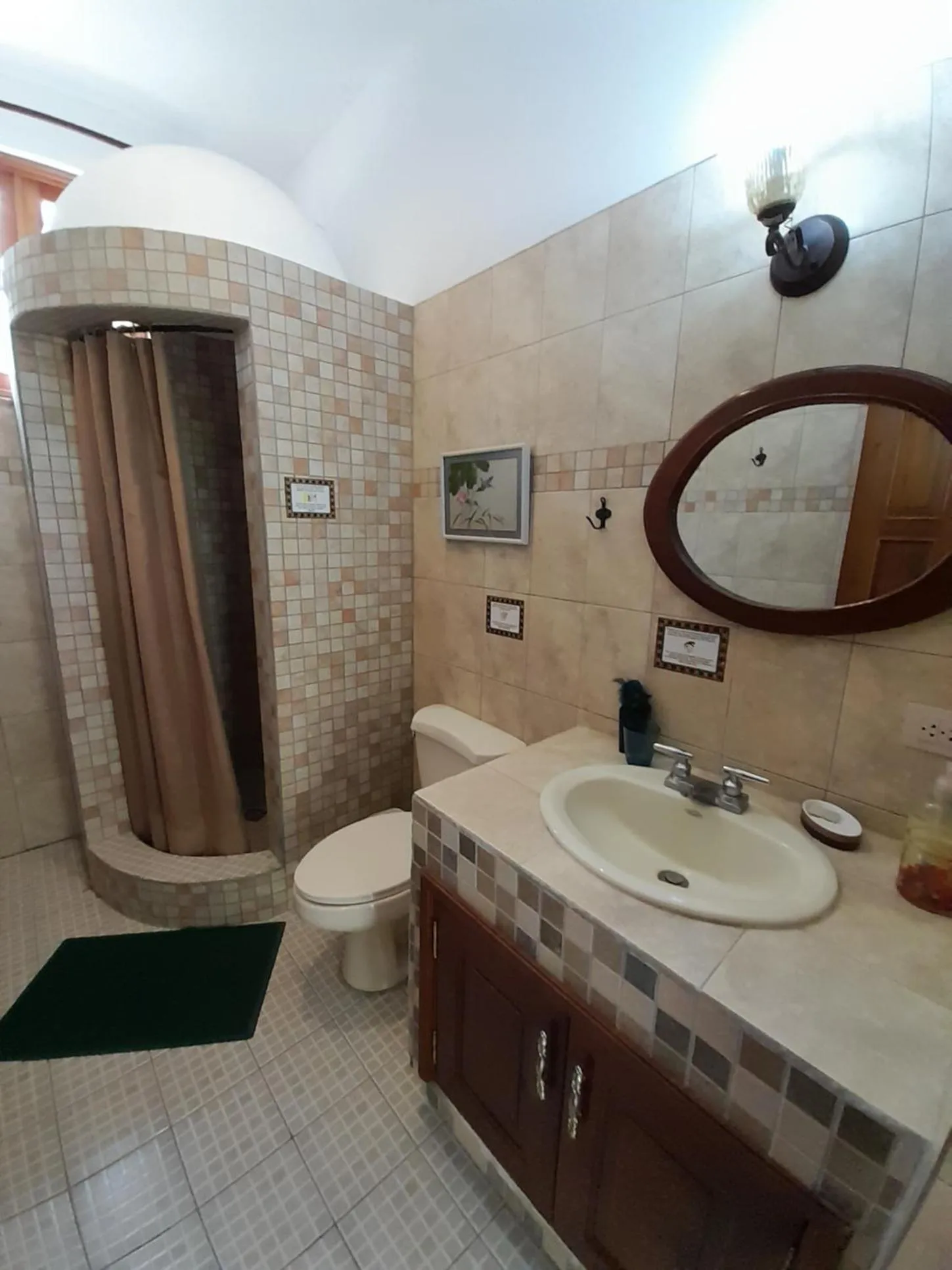 Shower in Hotel y Jardines Casa Búho