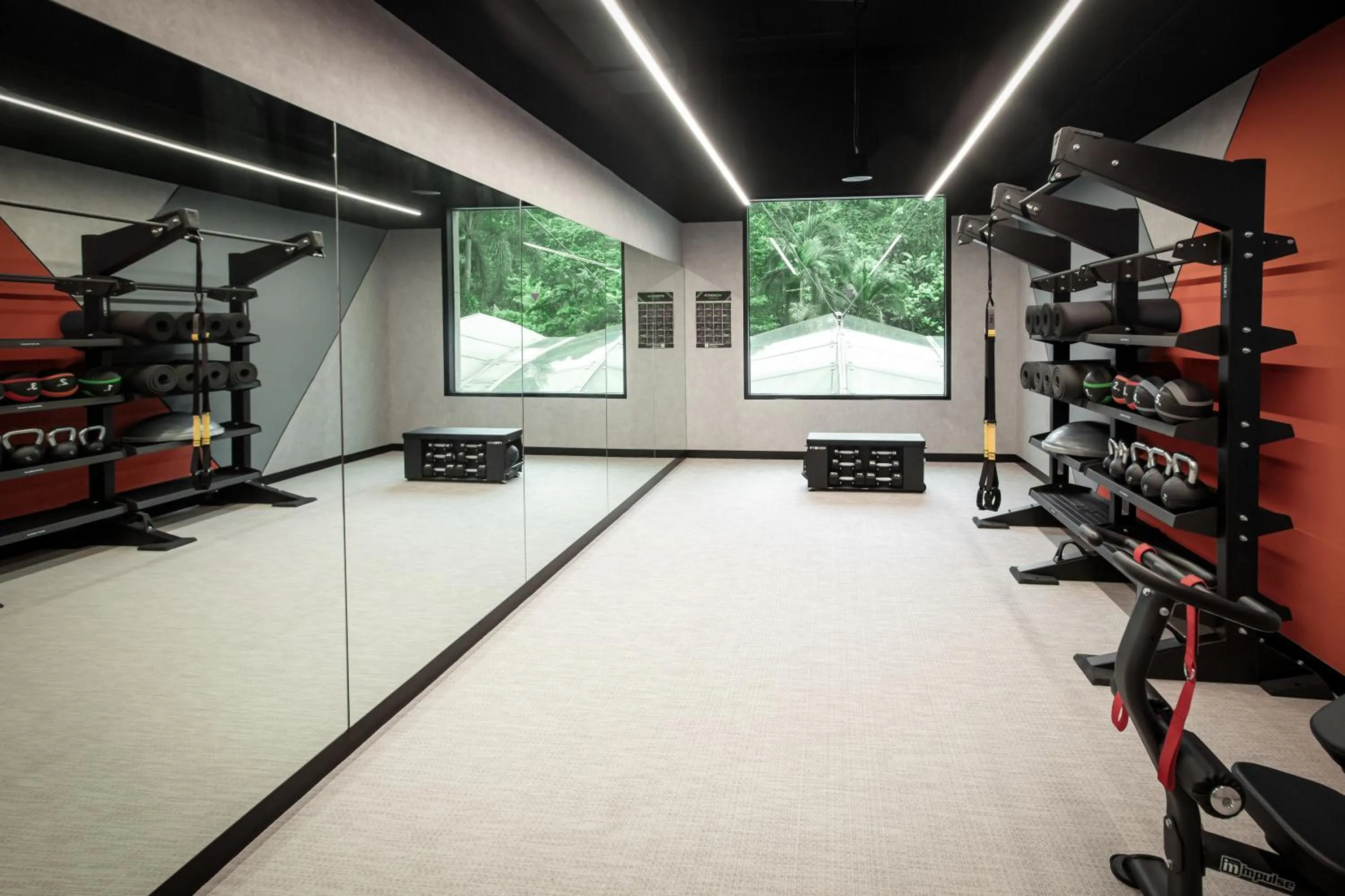 Fitness centre/facilities in Resorts World Sentosa - Hotel Ora