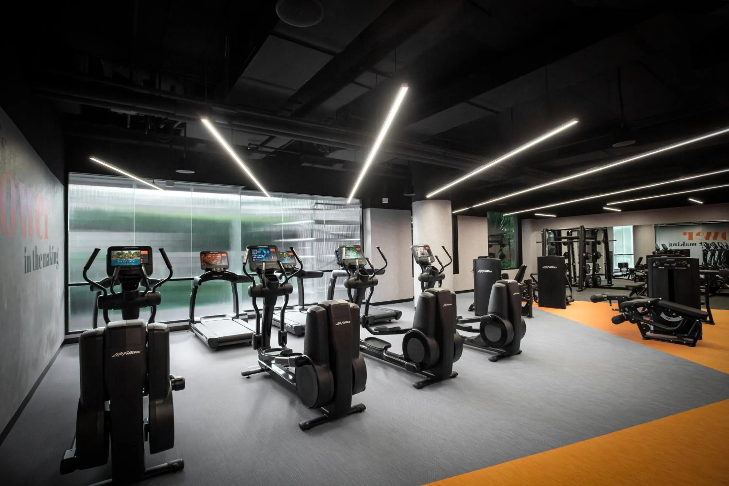 Fitness centre/facilities in Resorts World Sentosa - Hotel Ora