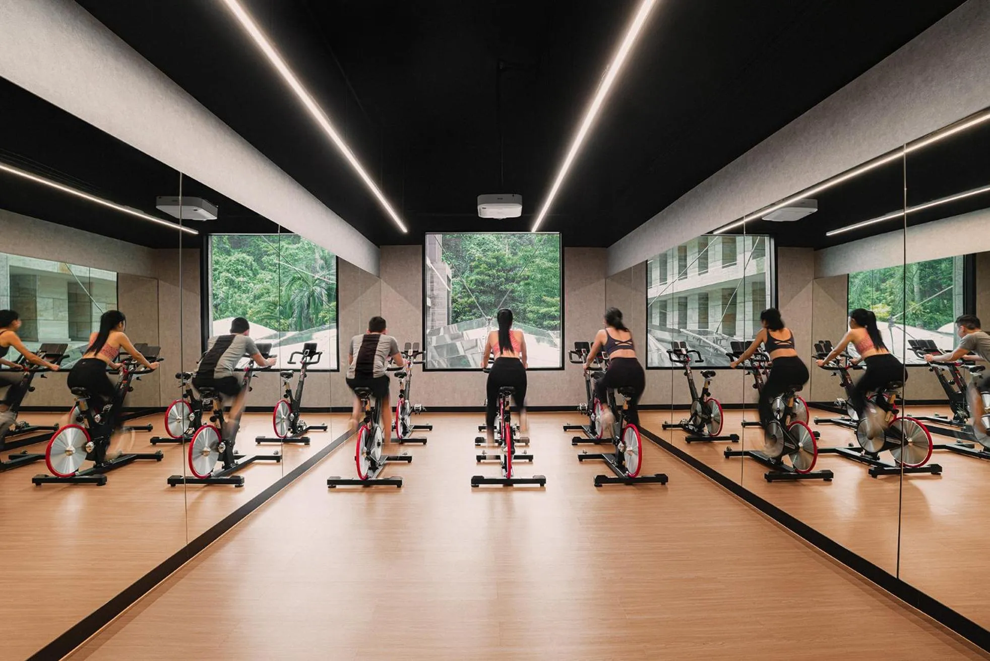 Fitness centre/facilities in Resorts World Sentosa - Hotel Ora
