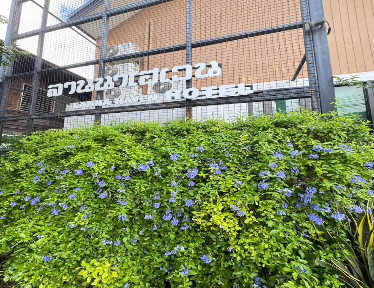 Property building in Lanna Haven Hotel