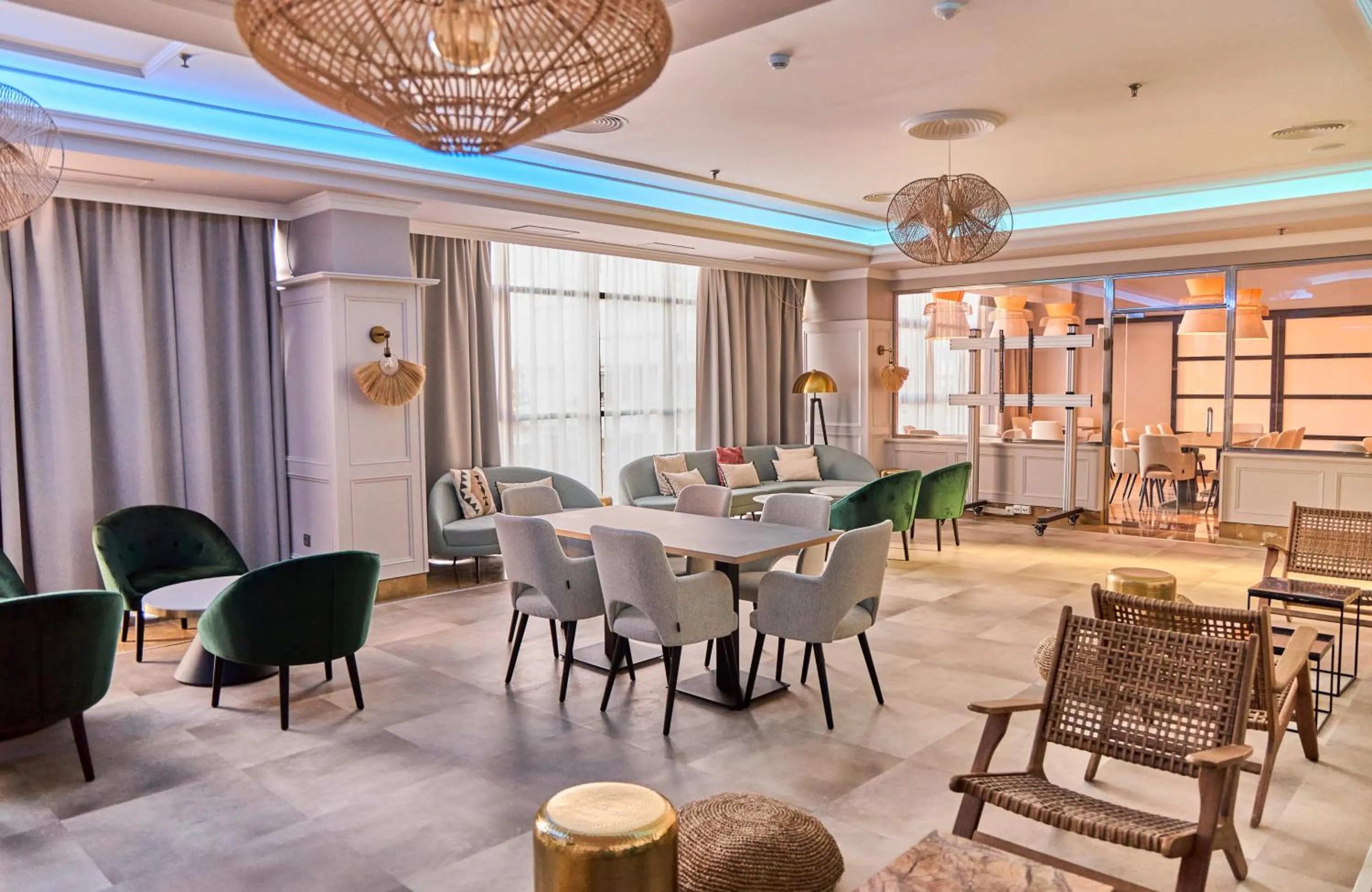 Living room in Leonardo Hotel Fuengirola Costa del Sol