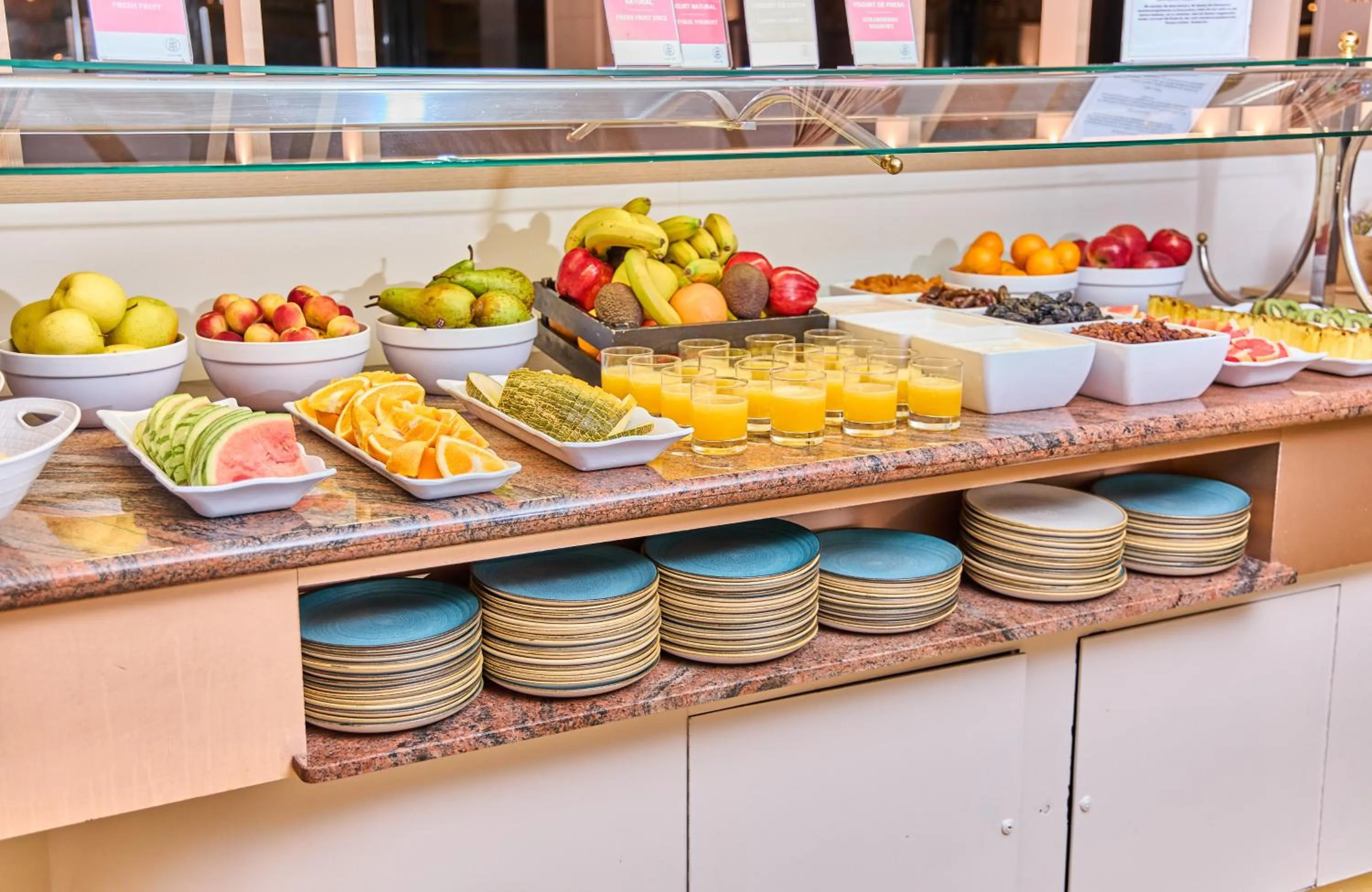 Food in Leonardo Hotel Fuengirola Costa del Sol