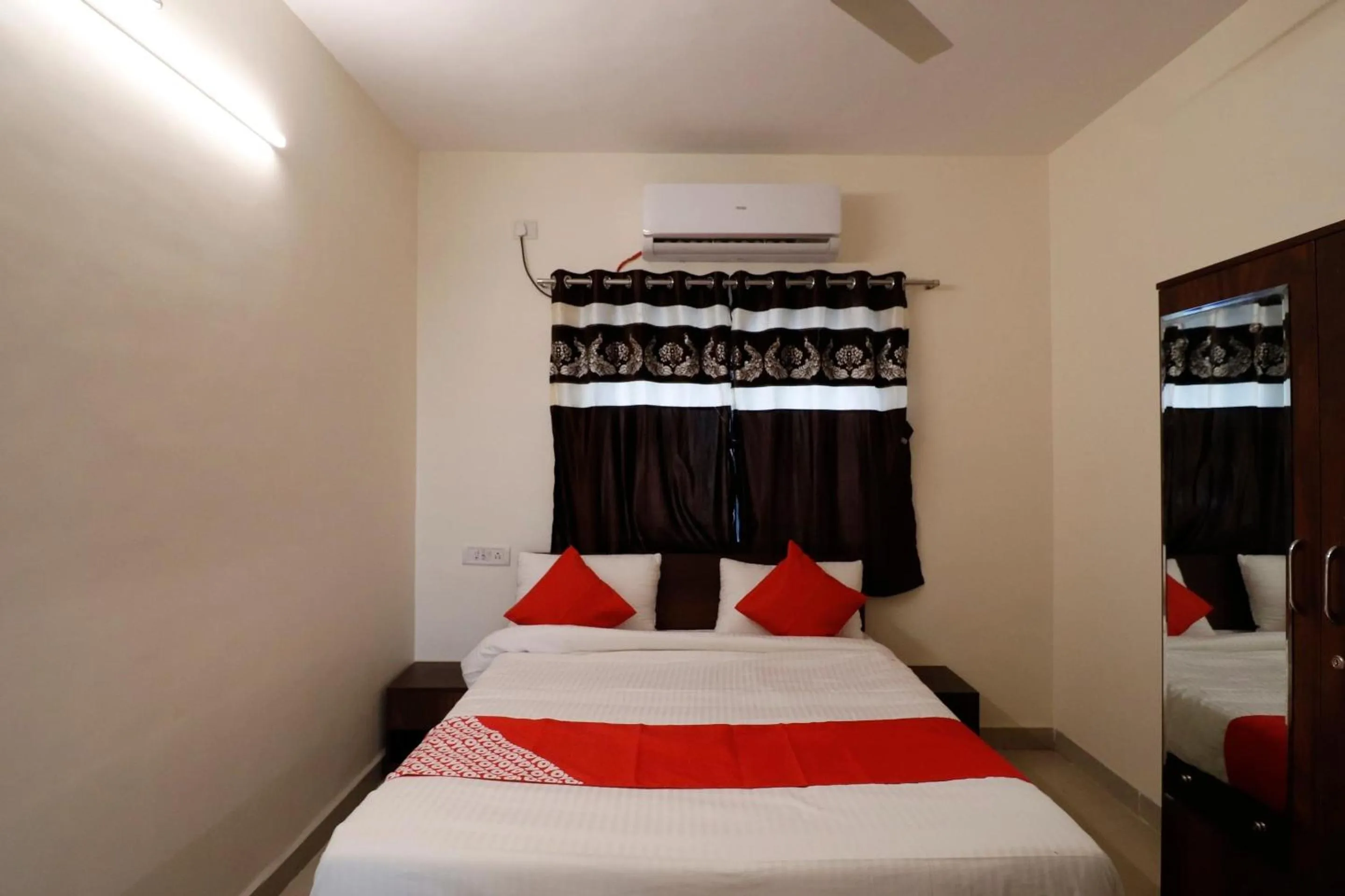 Bedroom in Hotel O The Pearl Inn