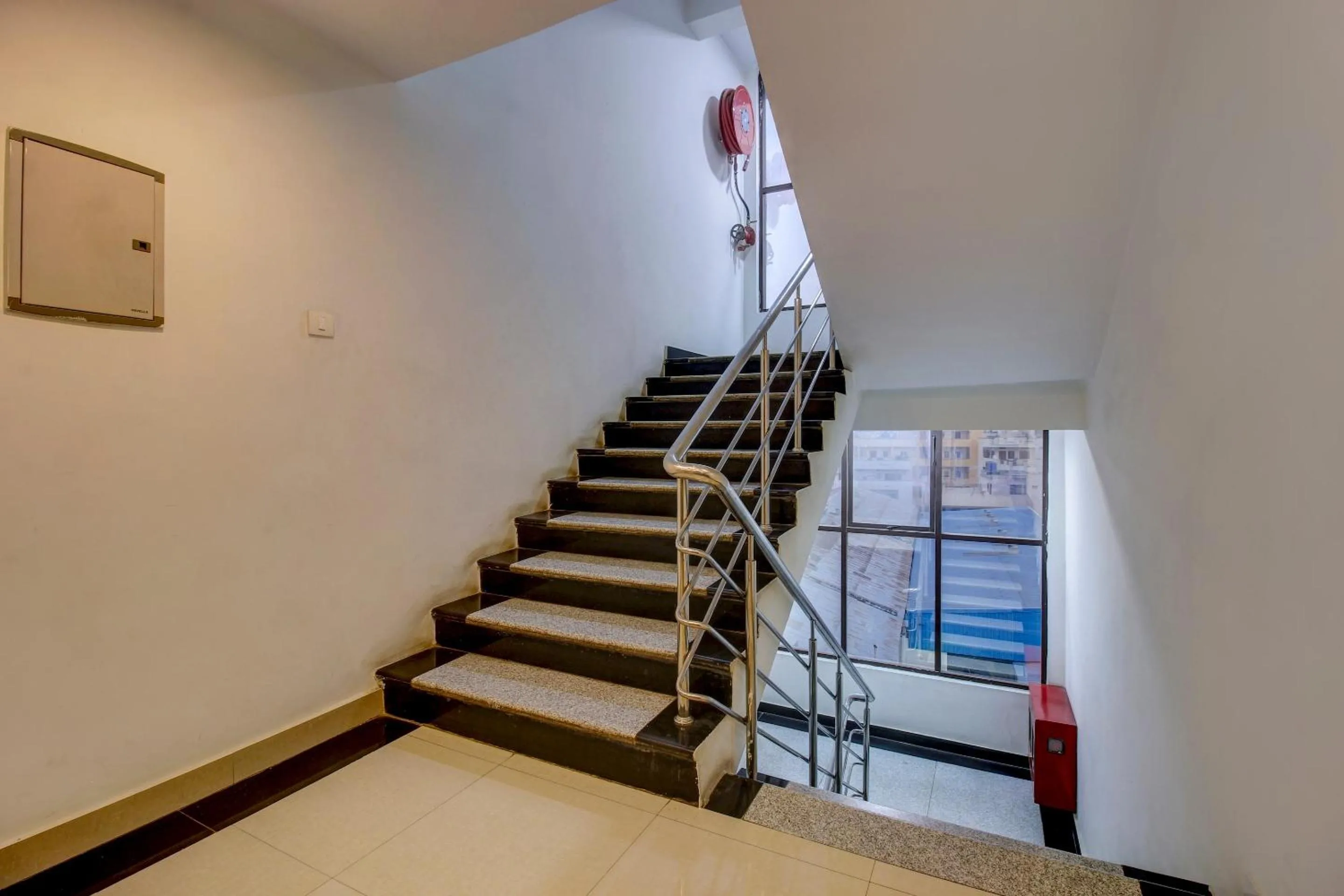 Lobby or reception in Super Townhouse Oak LB Nagar Ramoji