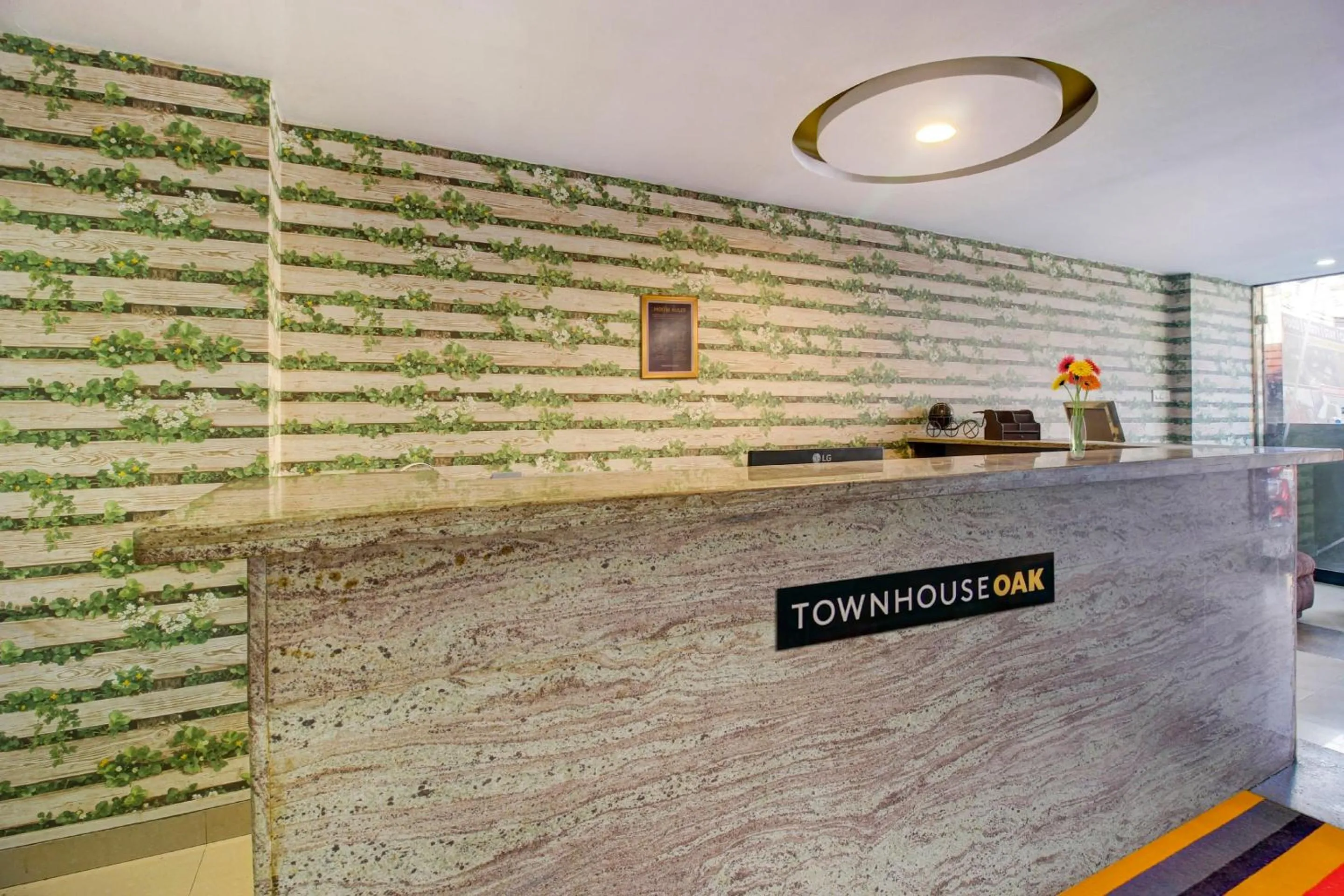 Lobby or reception in Super Townhouse Oak LB Nagar Ramoji