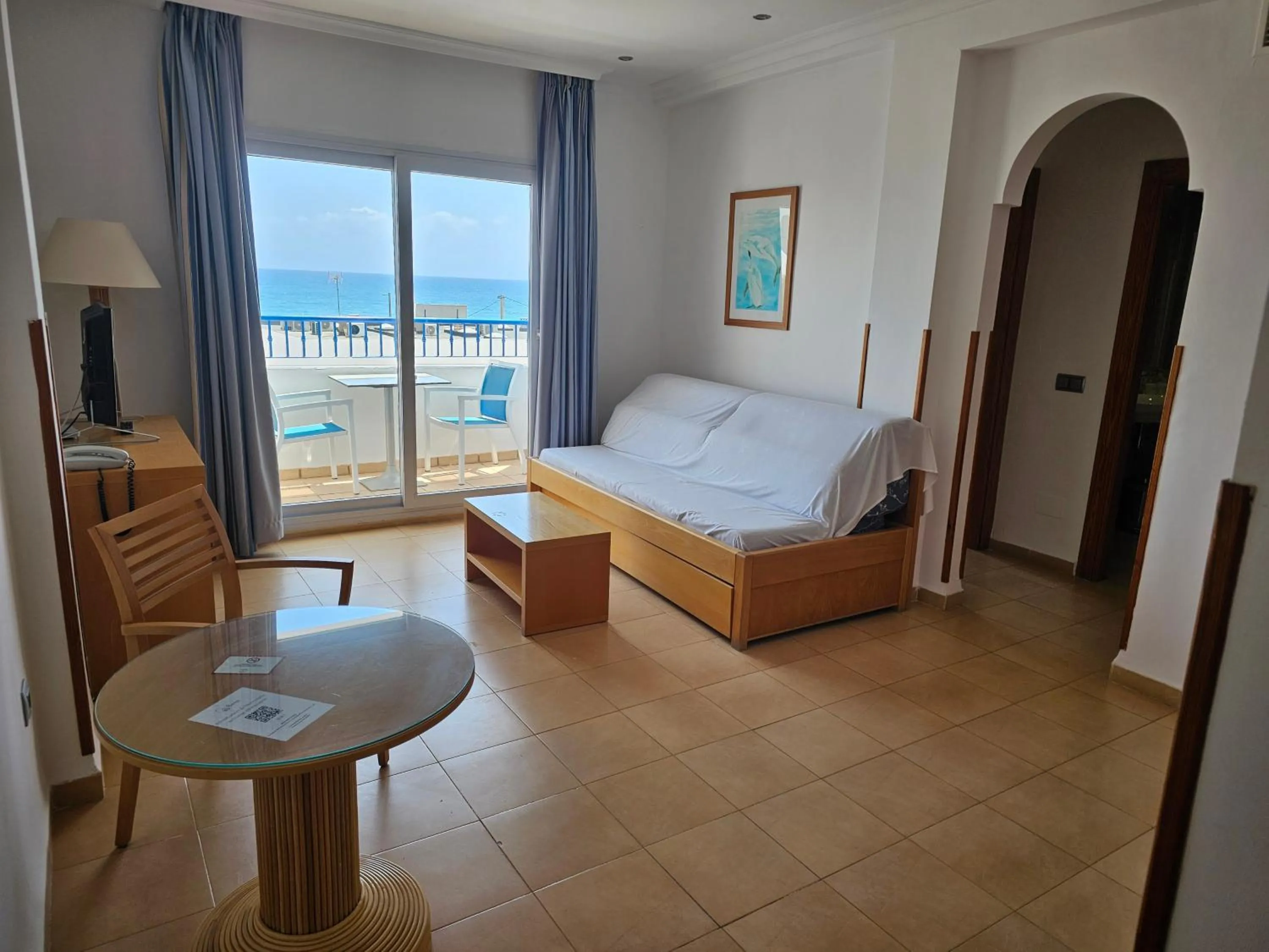 View (from property/room), Bed in Hotel Punta del Cantal