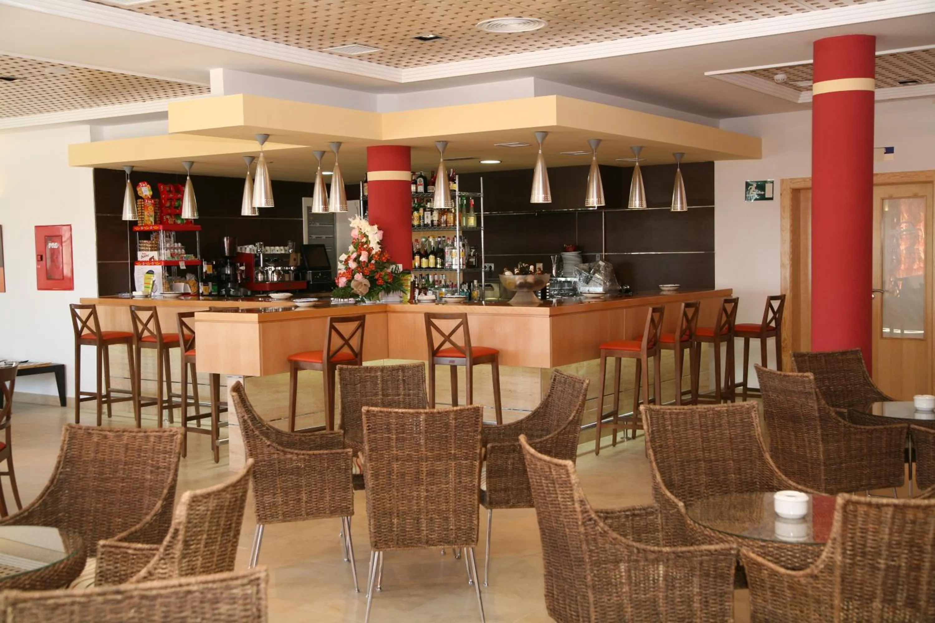 Restaurant/places to eat in Hotel Punta del Cantal