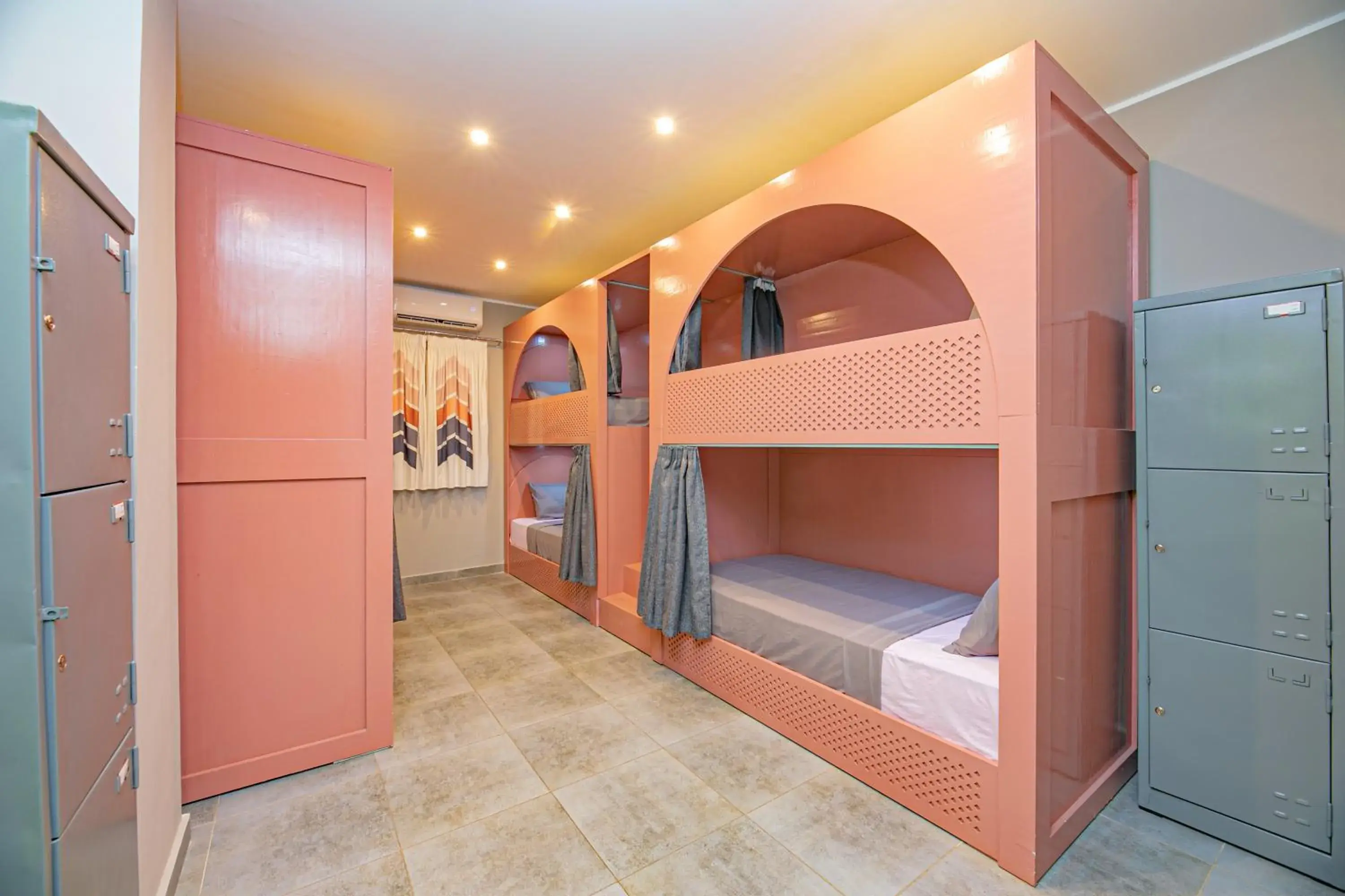 Bed in 6-Bed Mixed Dormitory Room in Bedcoin Hostel Bed in 6-Bed Mixed Dormitory Room in Bedcoin Hostel