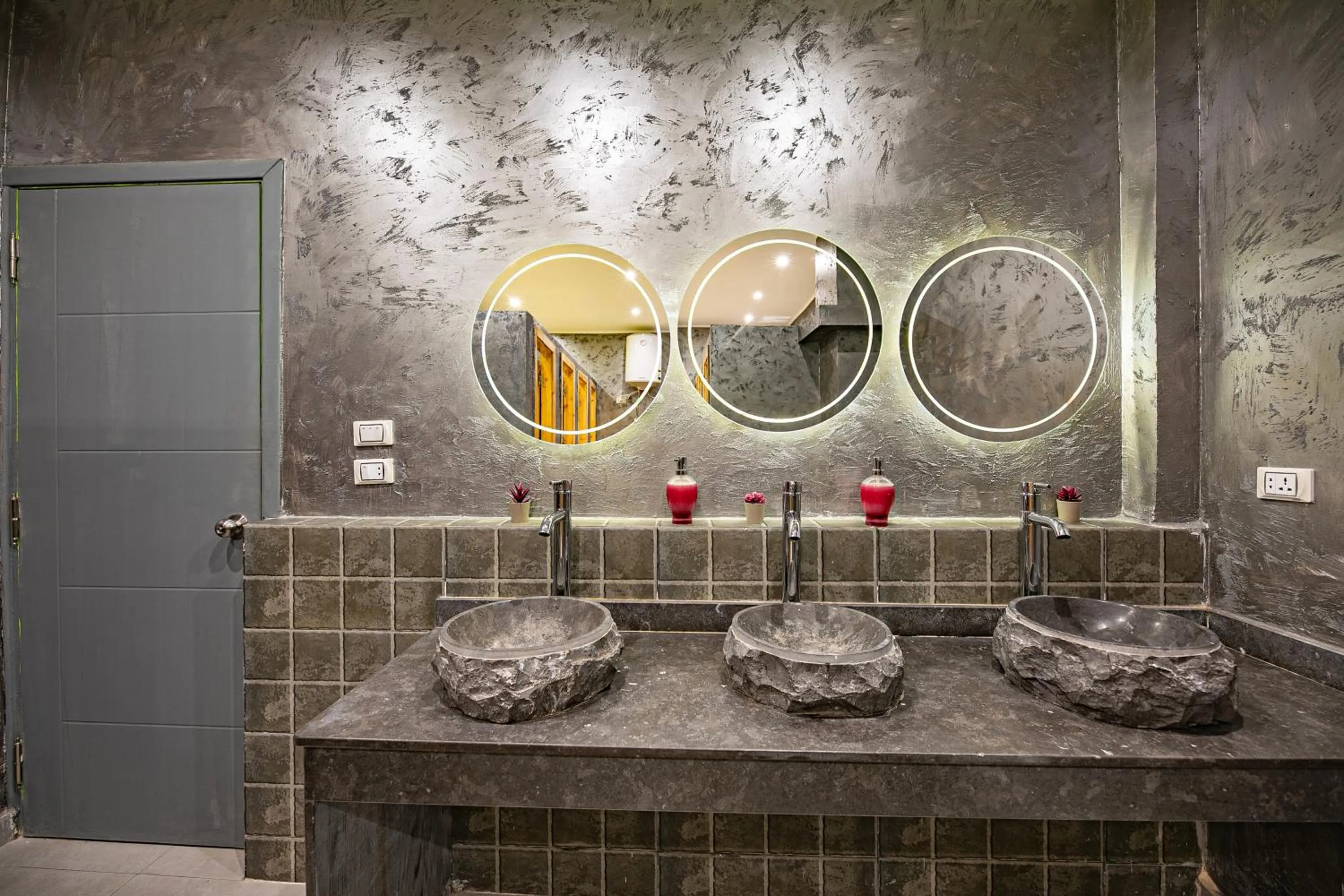 Bathroom in Bedcoin Hostel