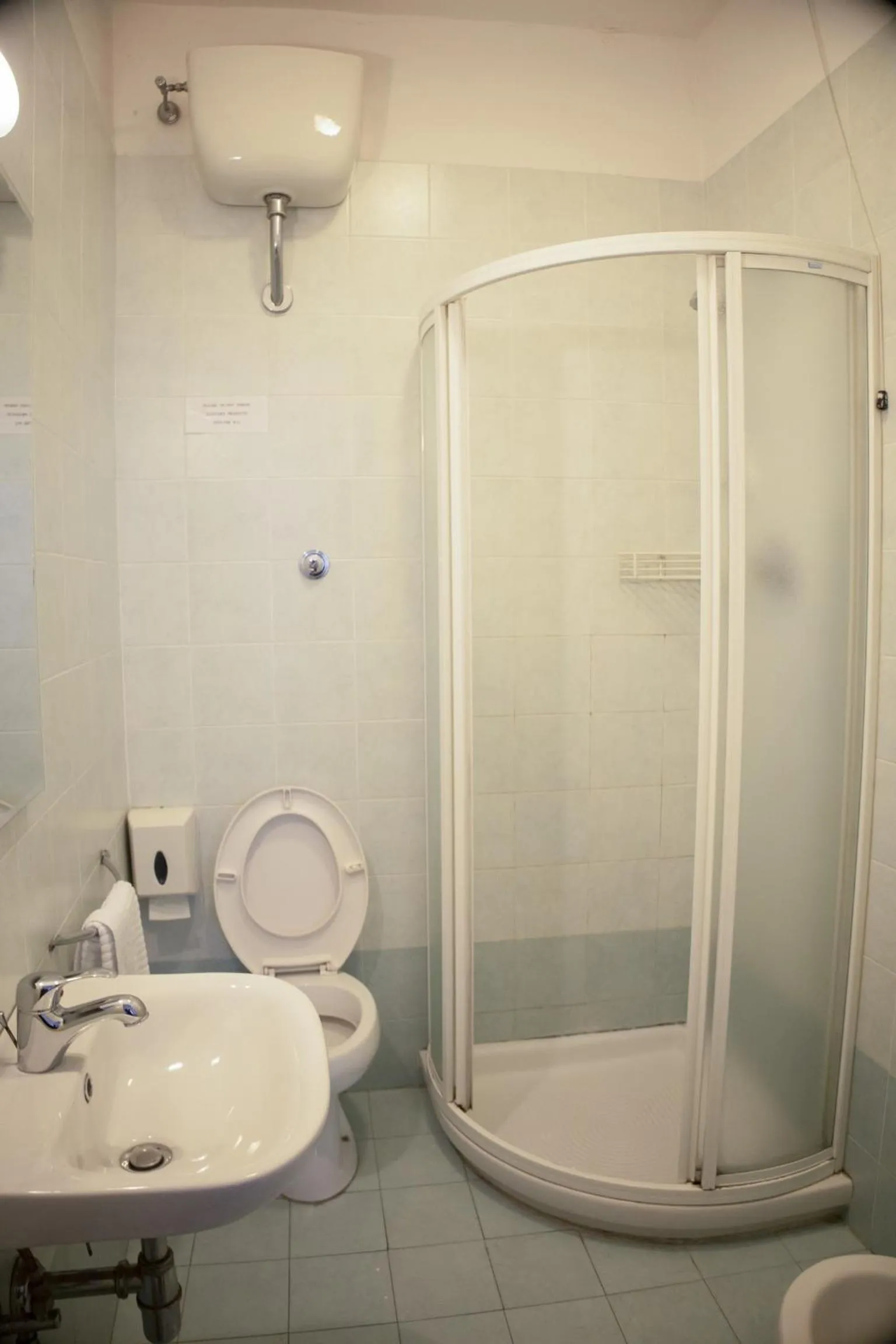 Shower in Ferdinando II De' Medici