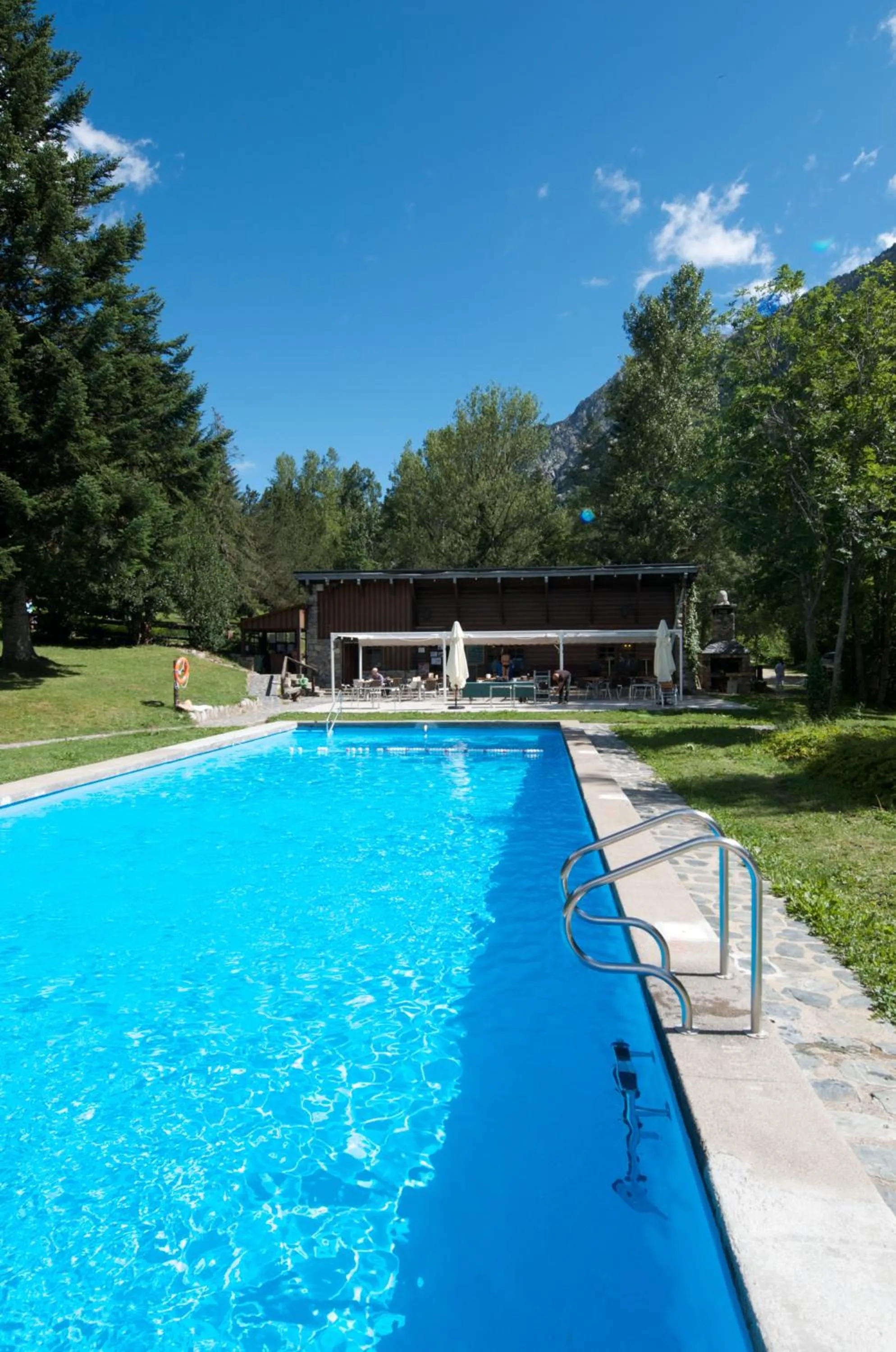 Restaurant/places to eat in Hotel Caldas