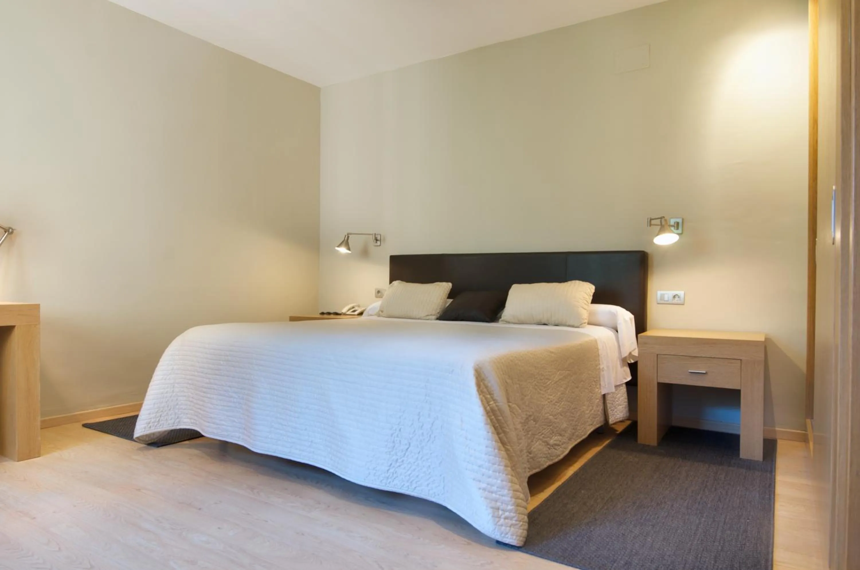 Bedroom, Bed in Hotel Manantial