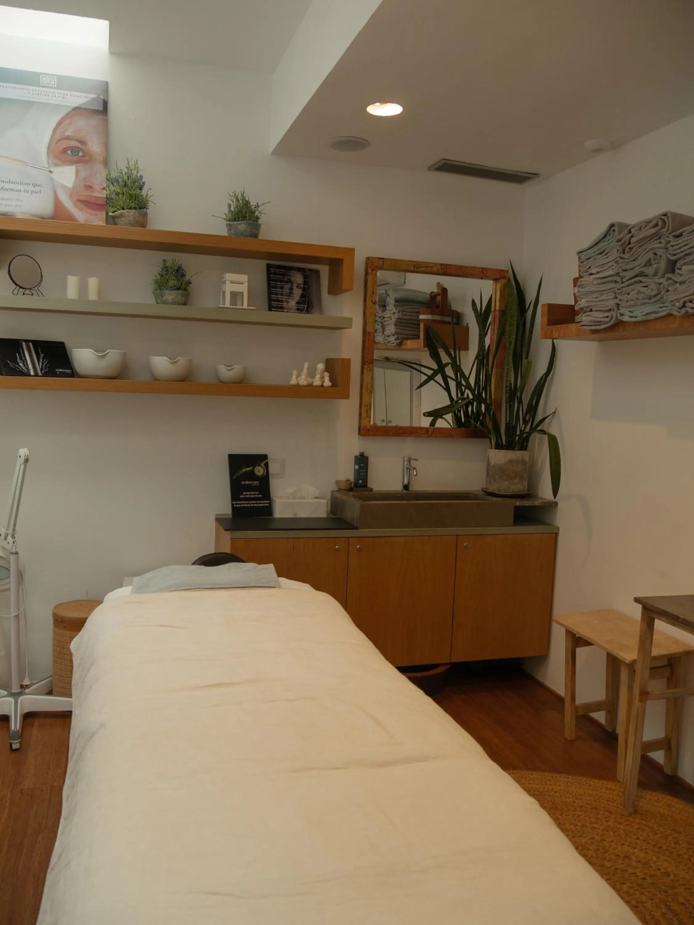 Spa and wellness centre/facilities, Bed in Hostal Empúries