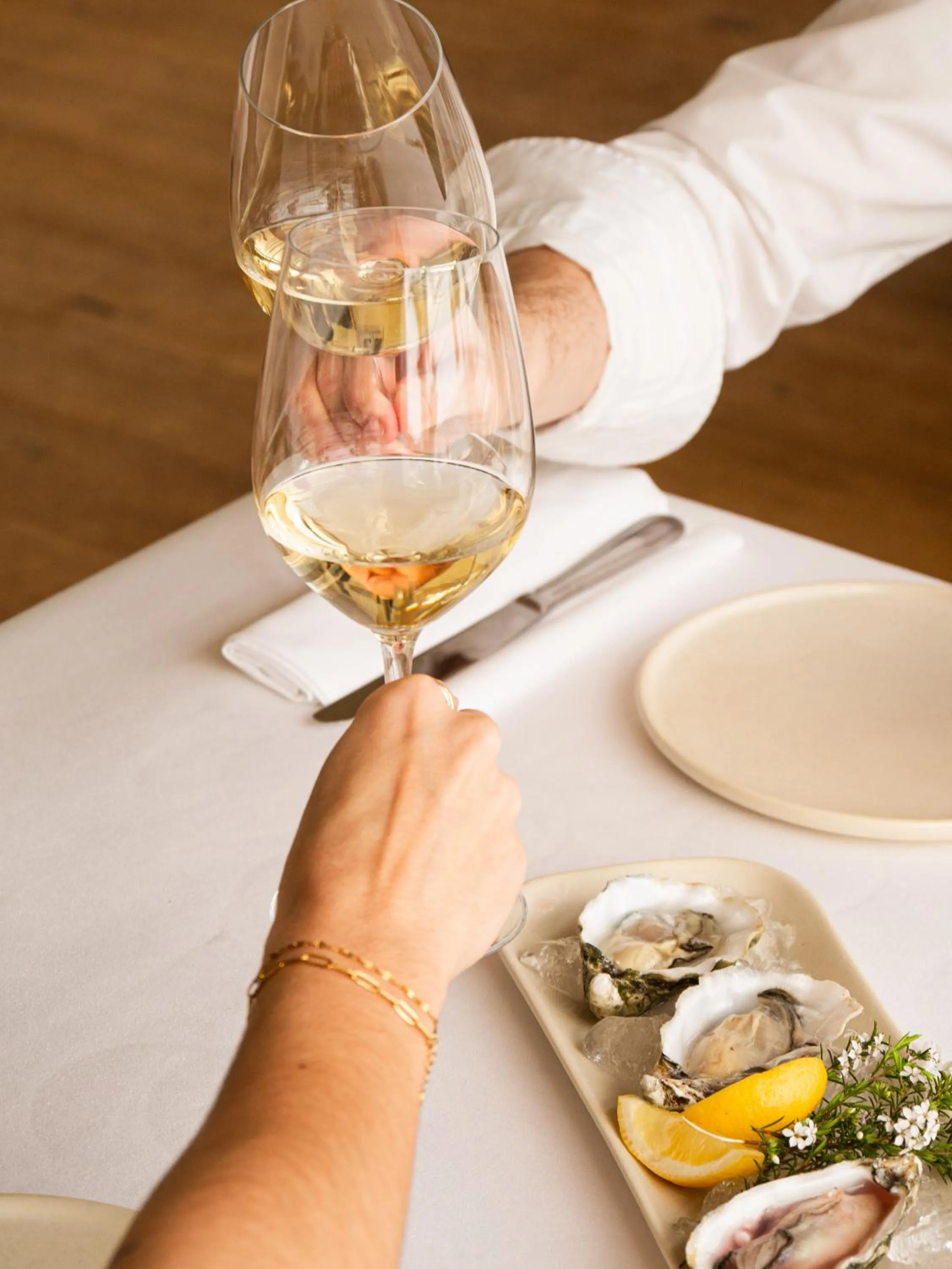 Restaurant/places to eat in Hostal Empúries