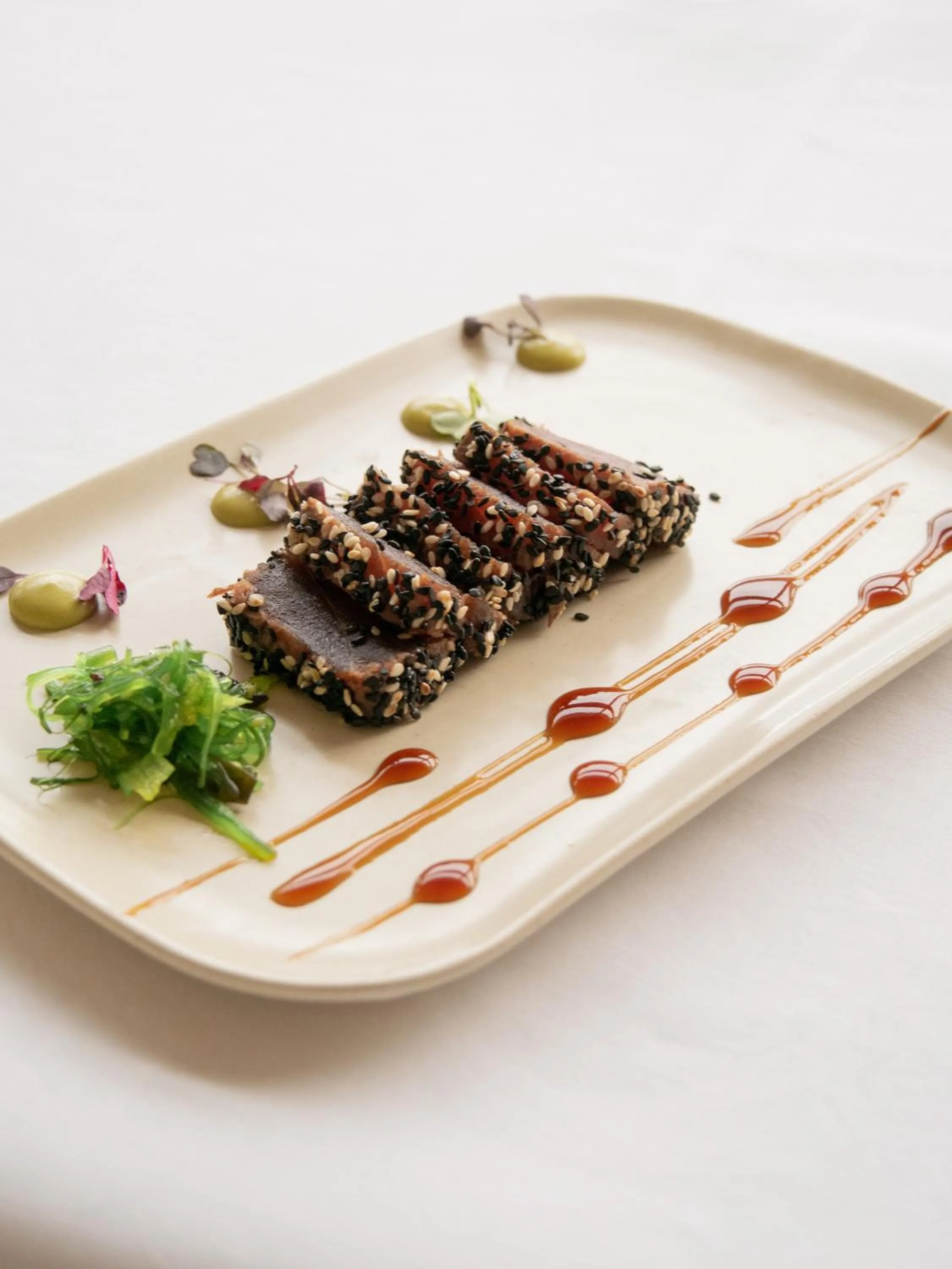 Restaurant/places to eat in Hostal Empúries