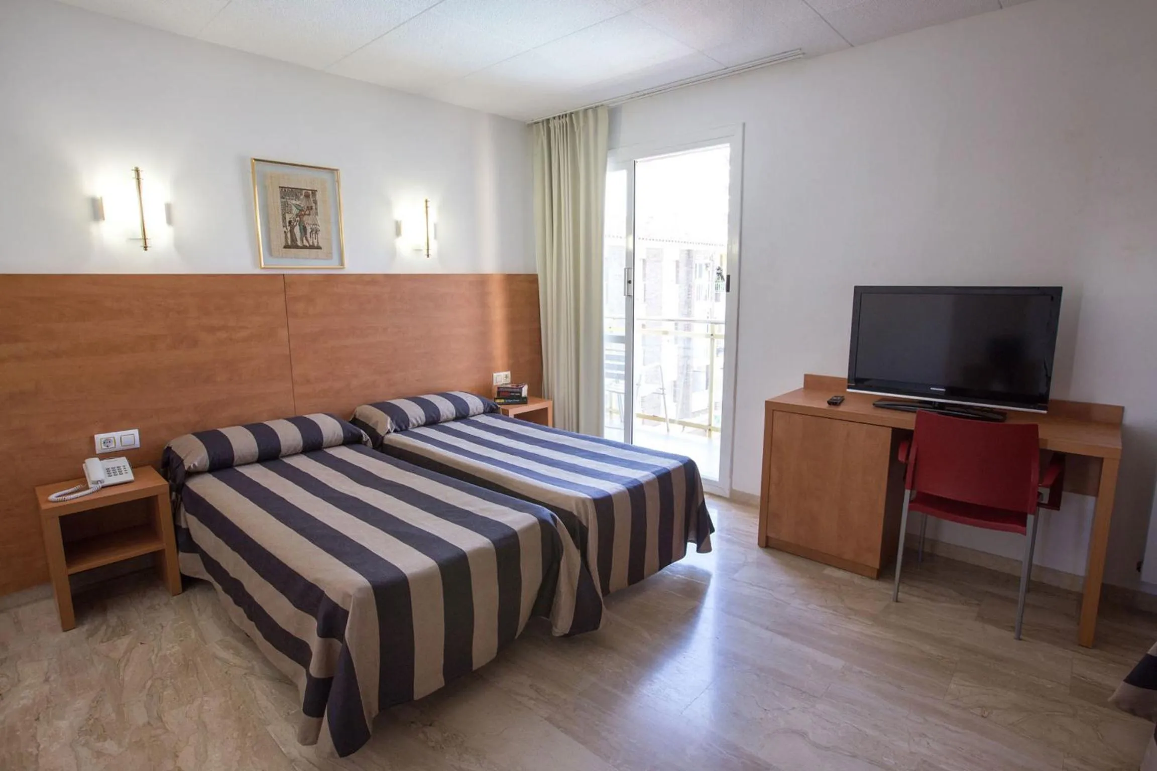 Photo of the whole room, Bed in Cleopatra Spa Hotel