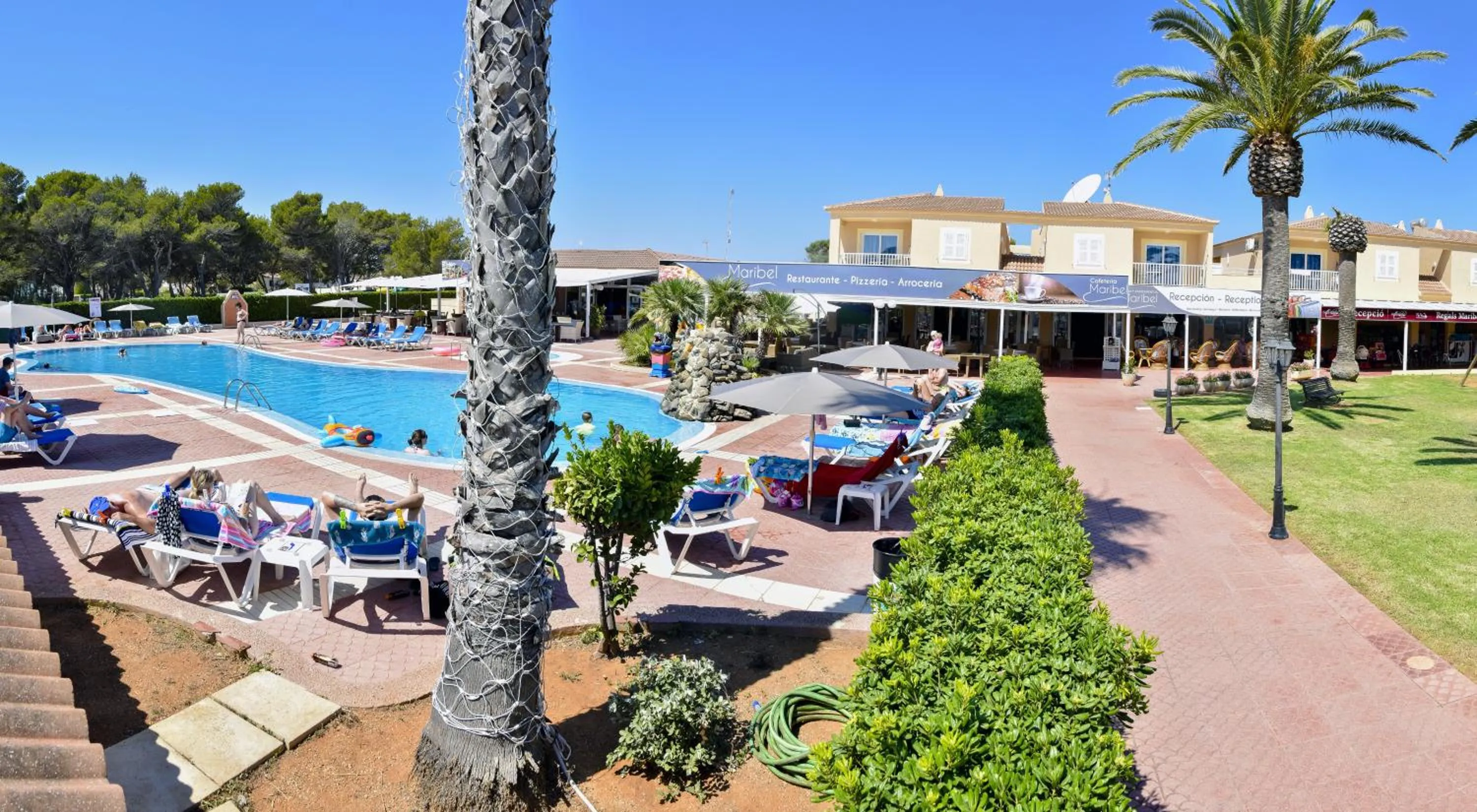 Lobby or reception in Apartamentos Maribel