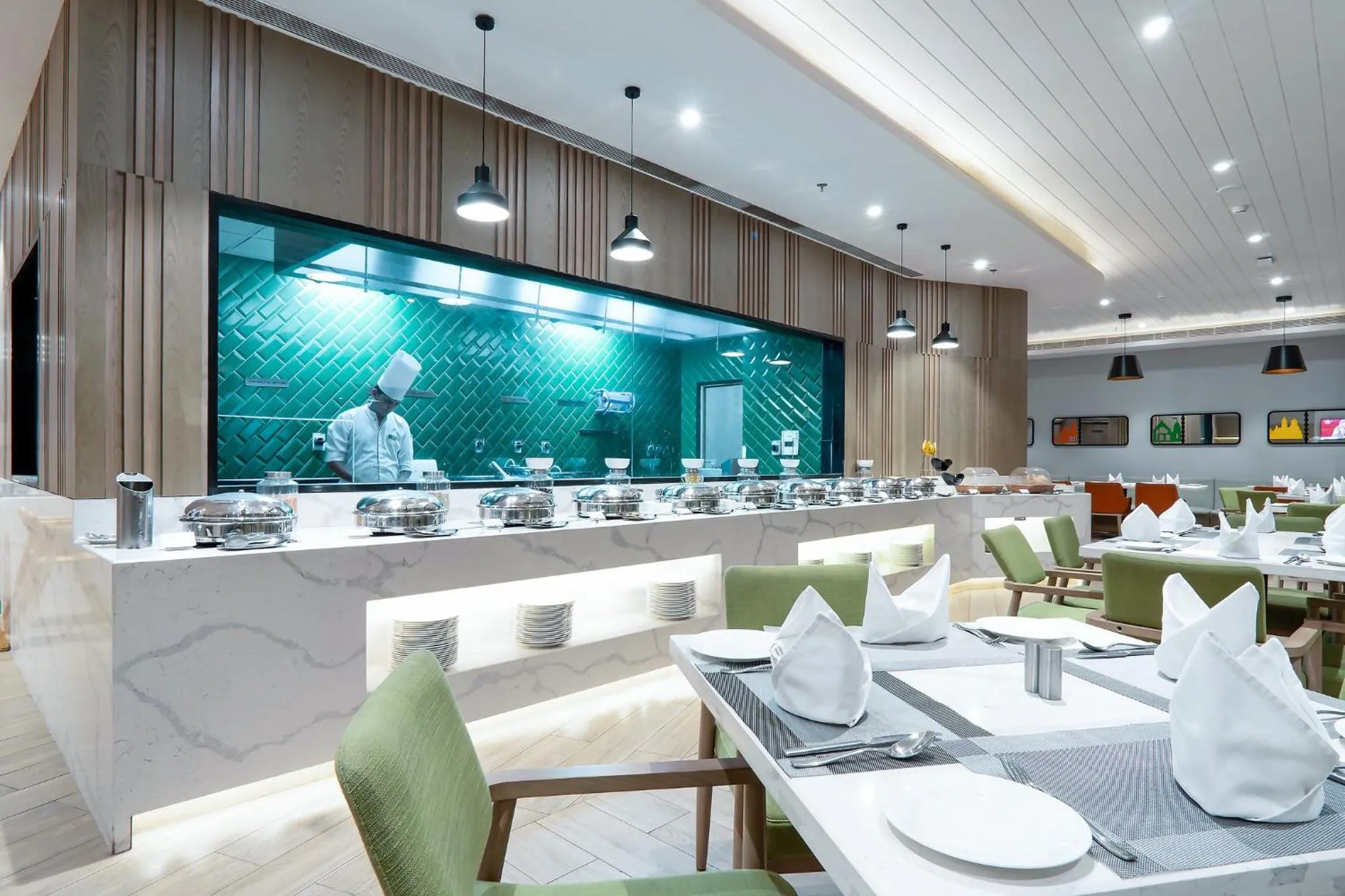 Restaurant/places to eat in Holiday Inn Katra Vaishno Devi by IHG