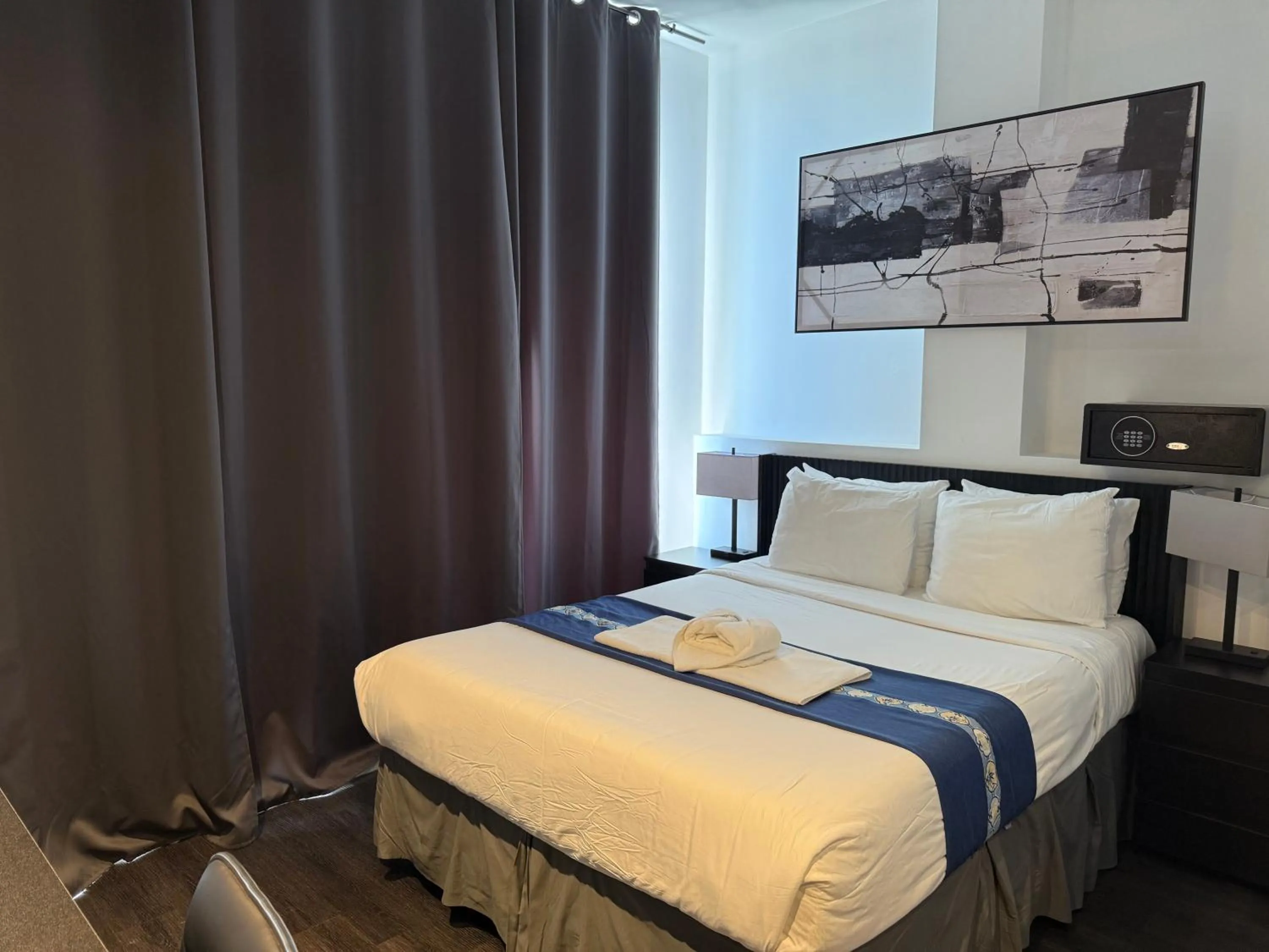 Bed in Nova Hotel Brooklyn