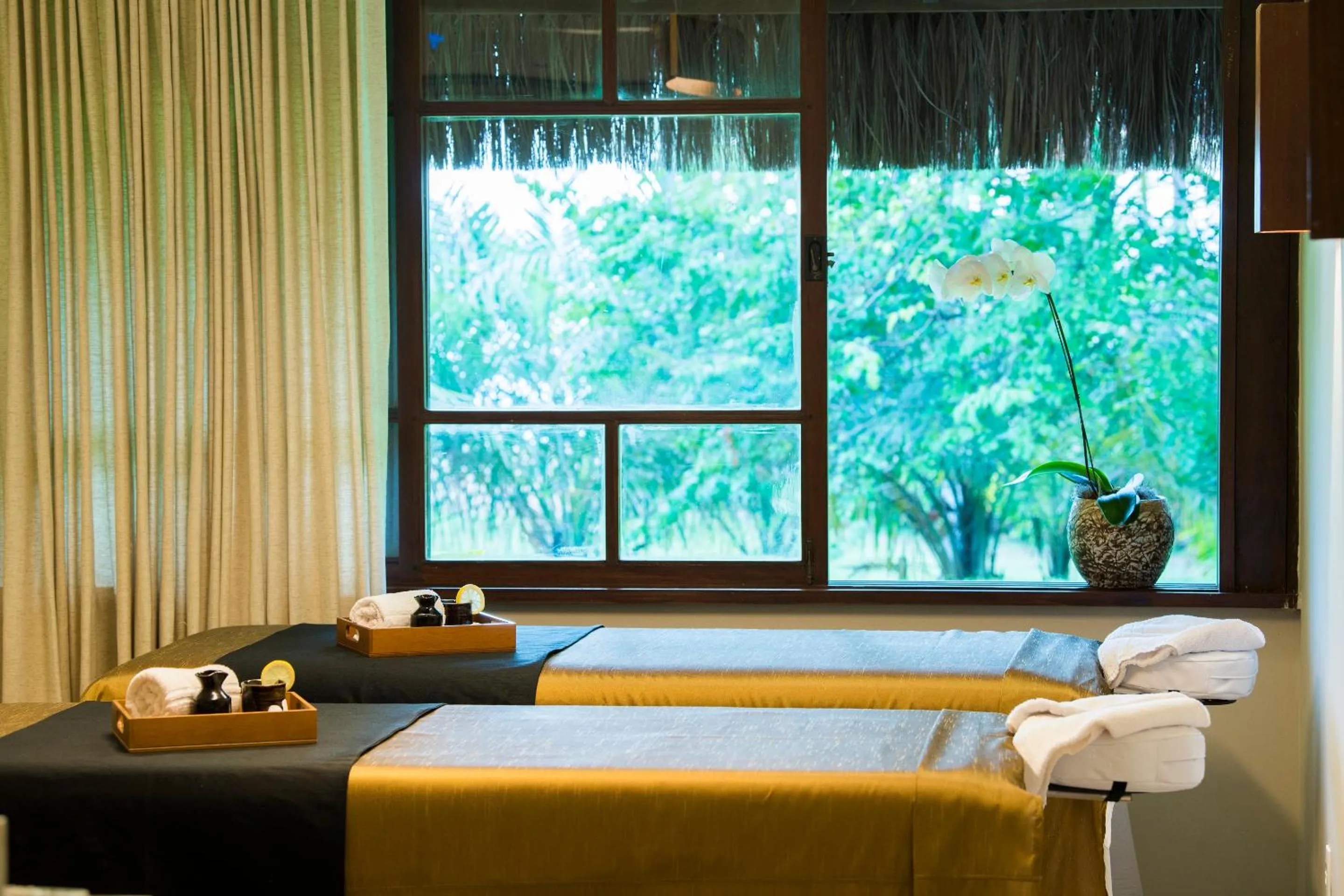 Massage, Bed in Tivoli Ecoresort Praia do Forte