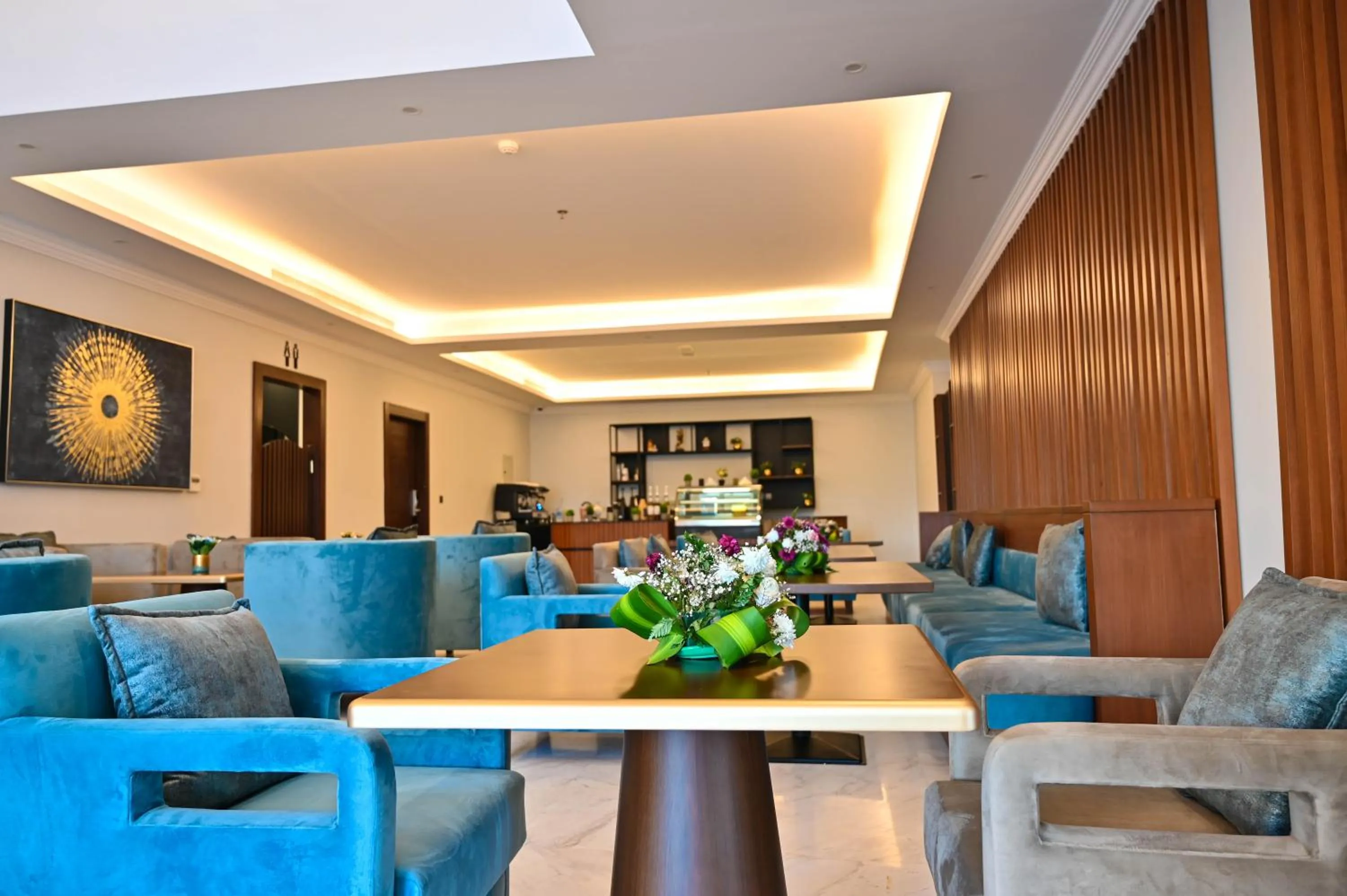 Restaurant/places to eat in Sas Blue Suites