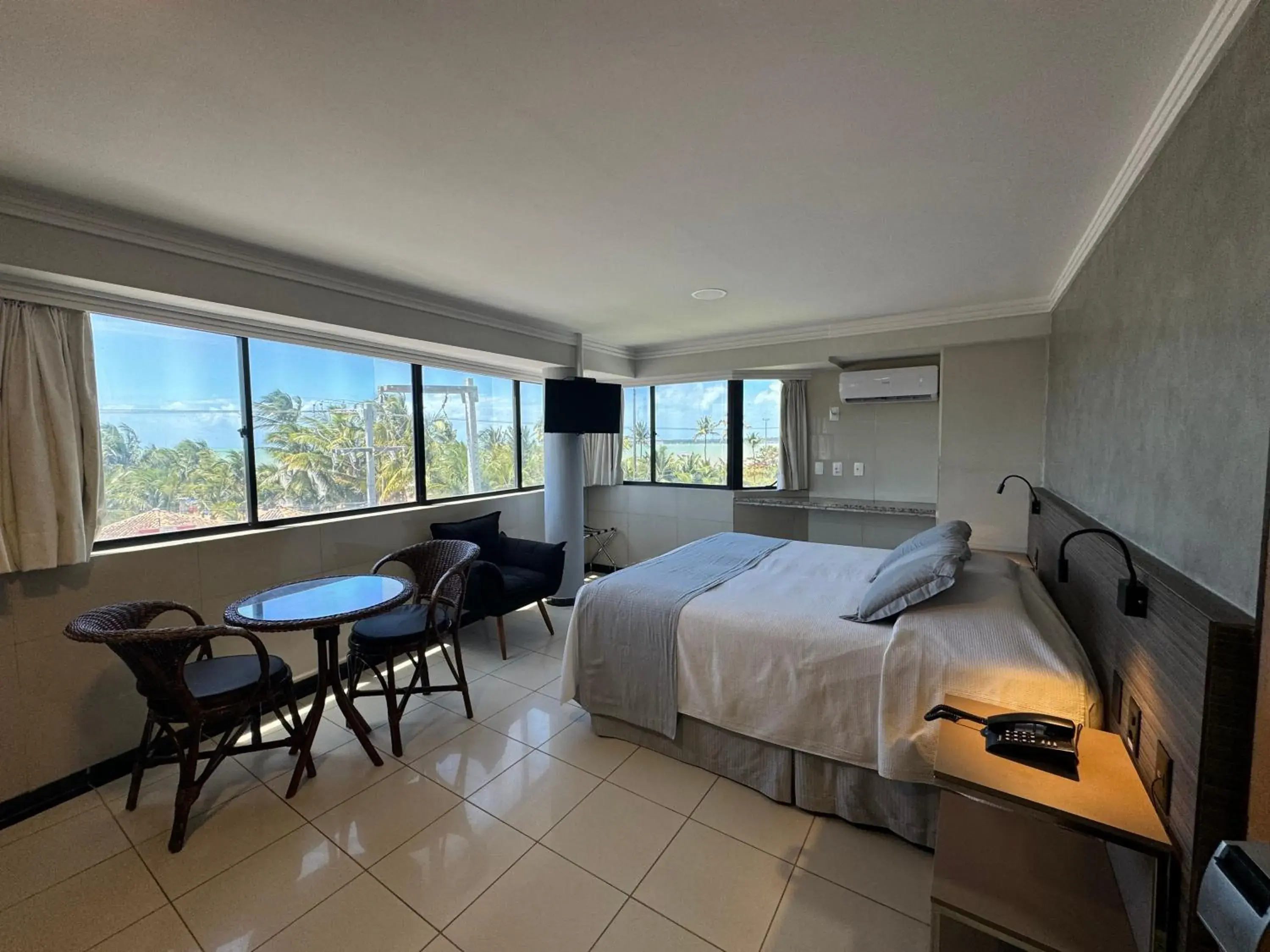 Luxury Double Room with Frontal Sea View in Atlântico Praia Hotel Luxury Double Room with Frontal Sea View in Atlântico Praia Hotel