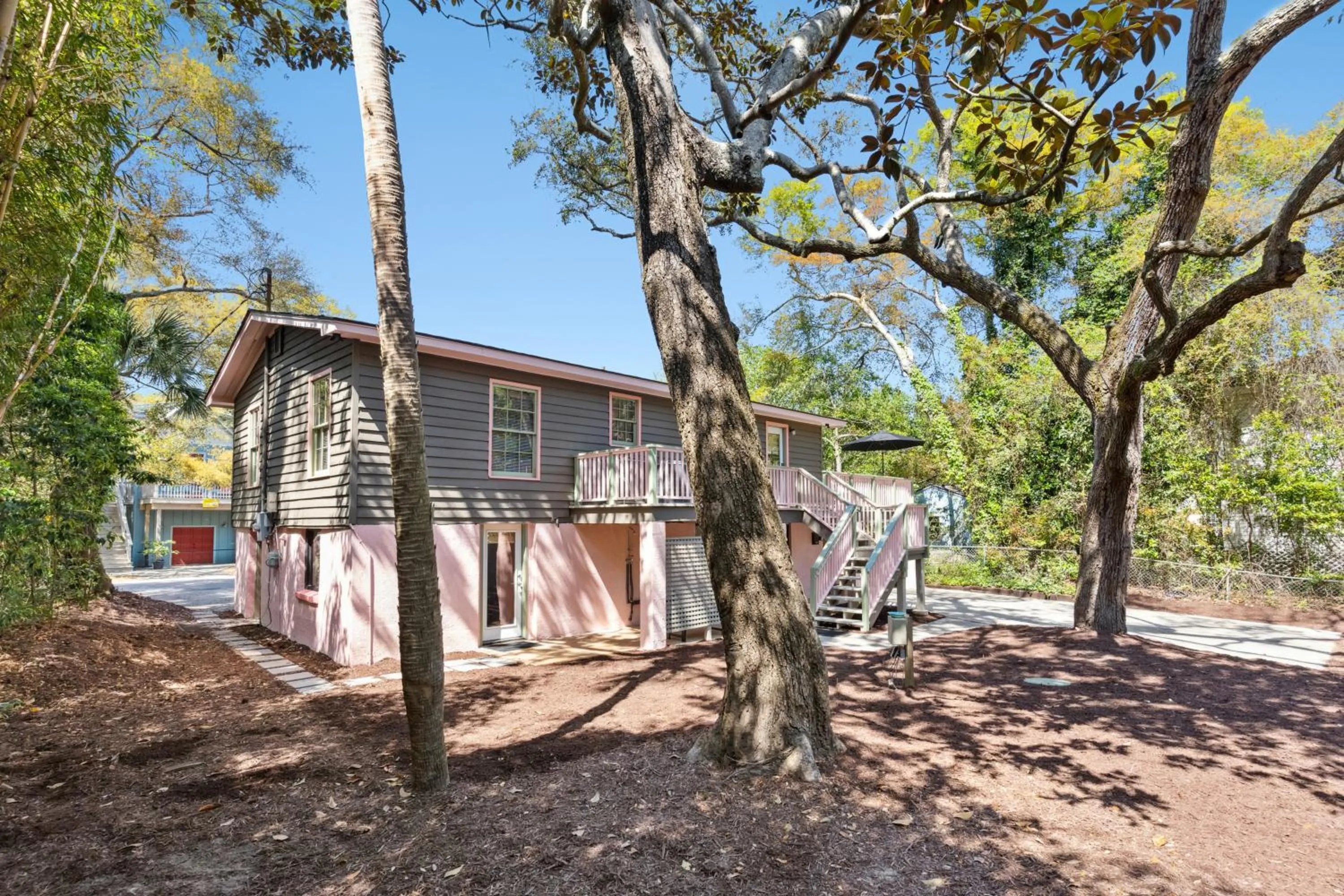 Folly Vacation Vintage Cottage 317 East