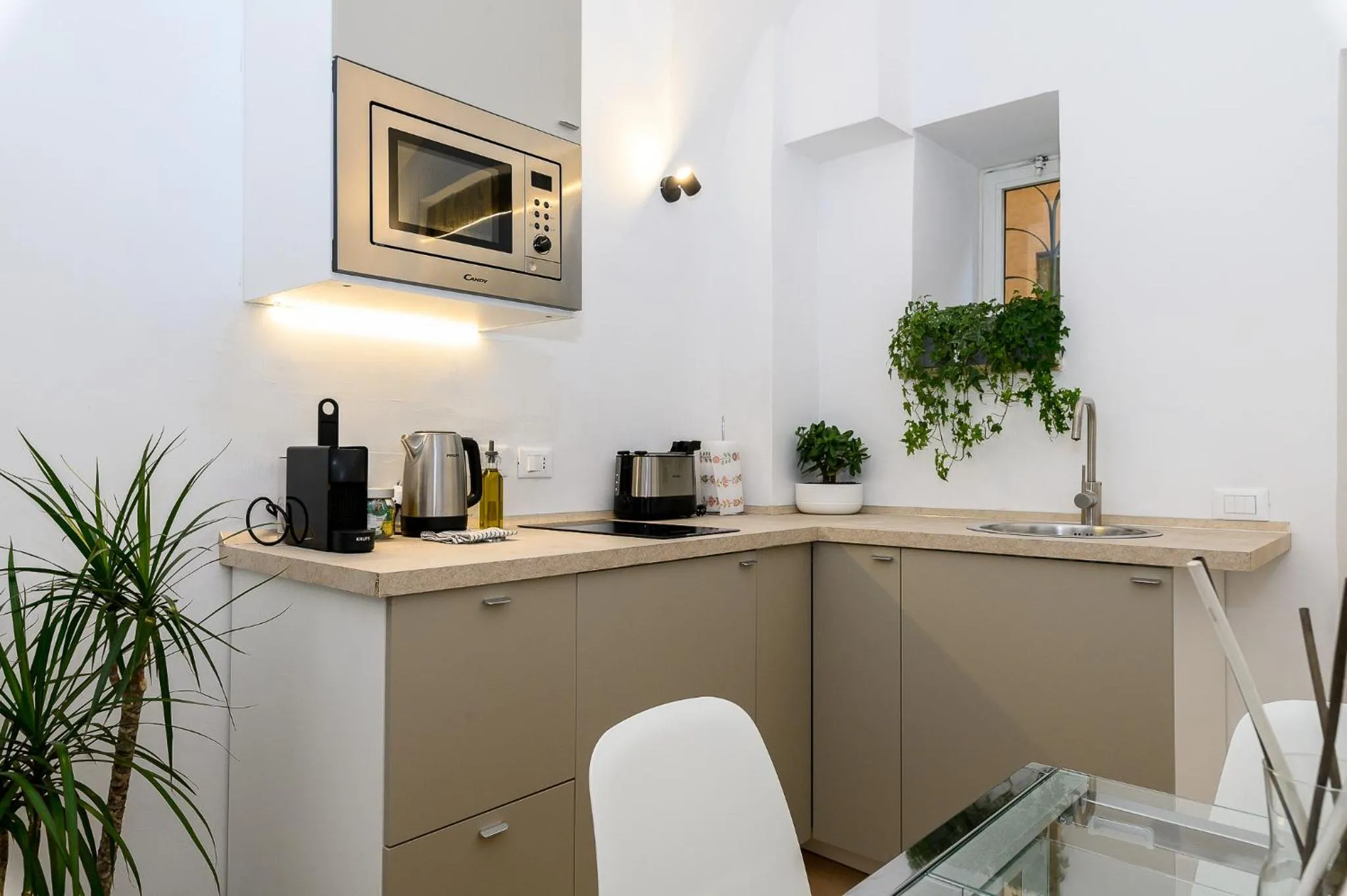 Cozy & Central with Private Entrance by NDP rent