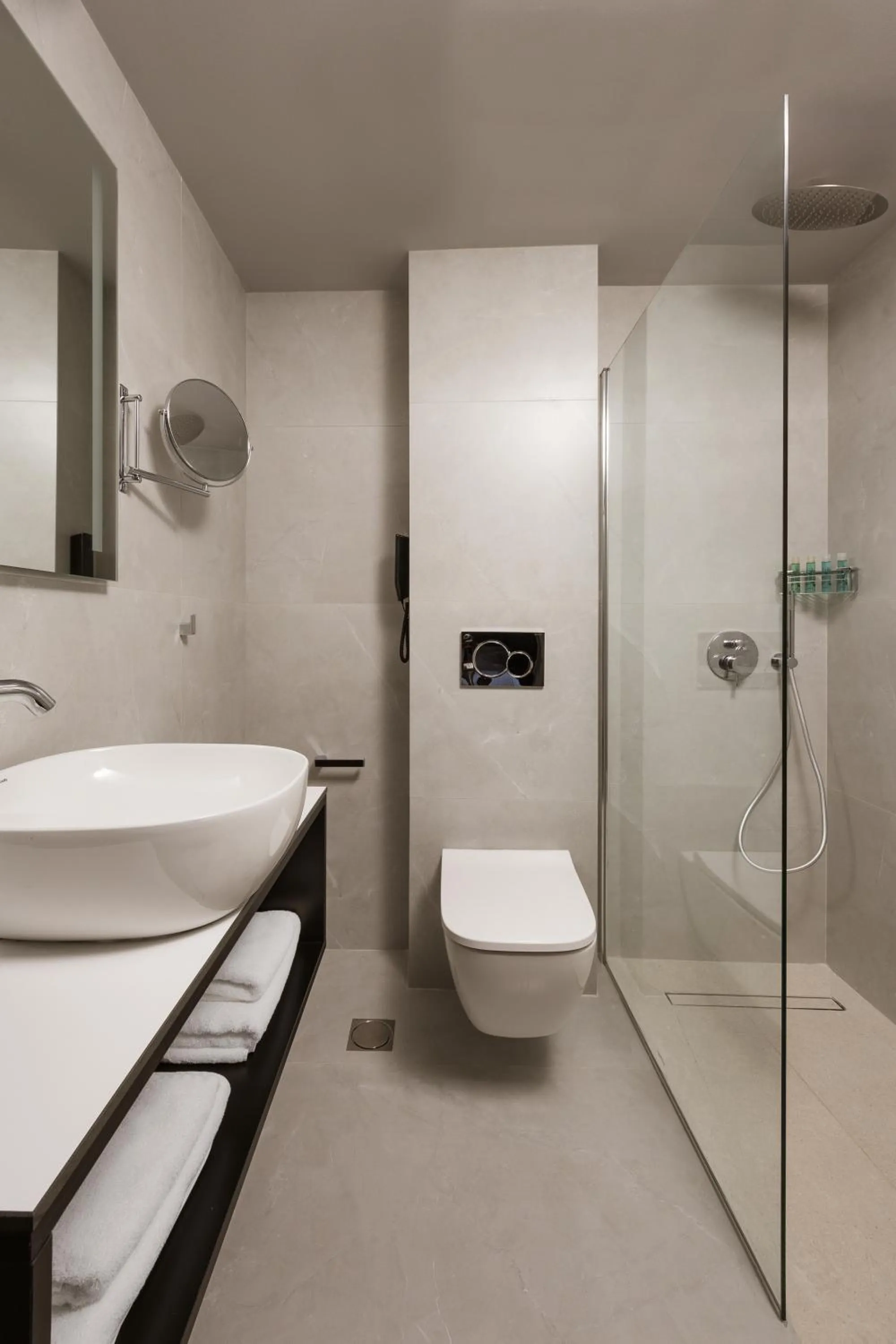 Shower in Alassia Hotel