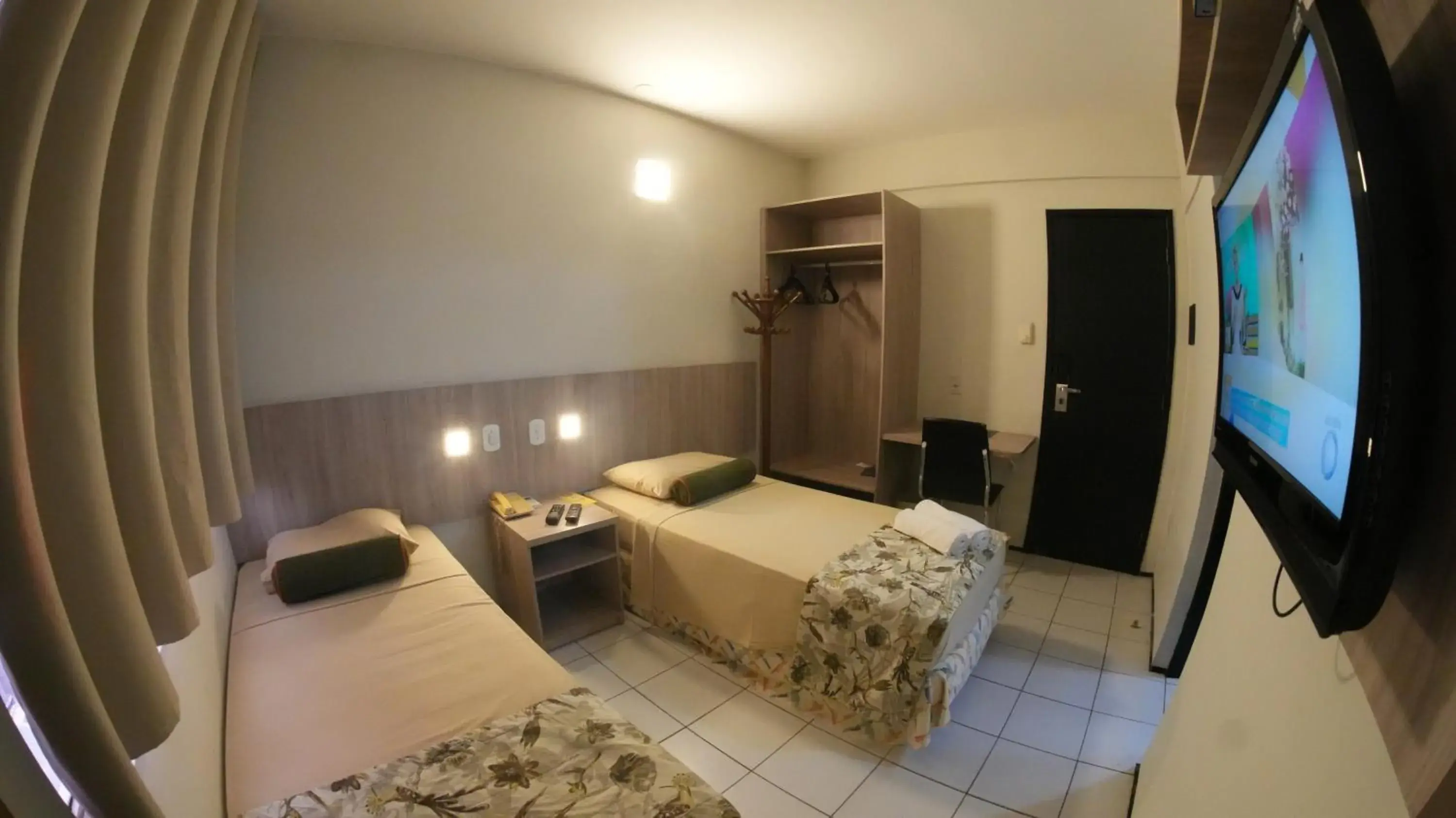 Standard Twin Room in Abbeville Hotel Torre I - Torre II Standard Twin Room in Abbeville Hotel Torre I - Torre II