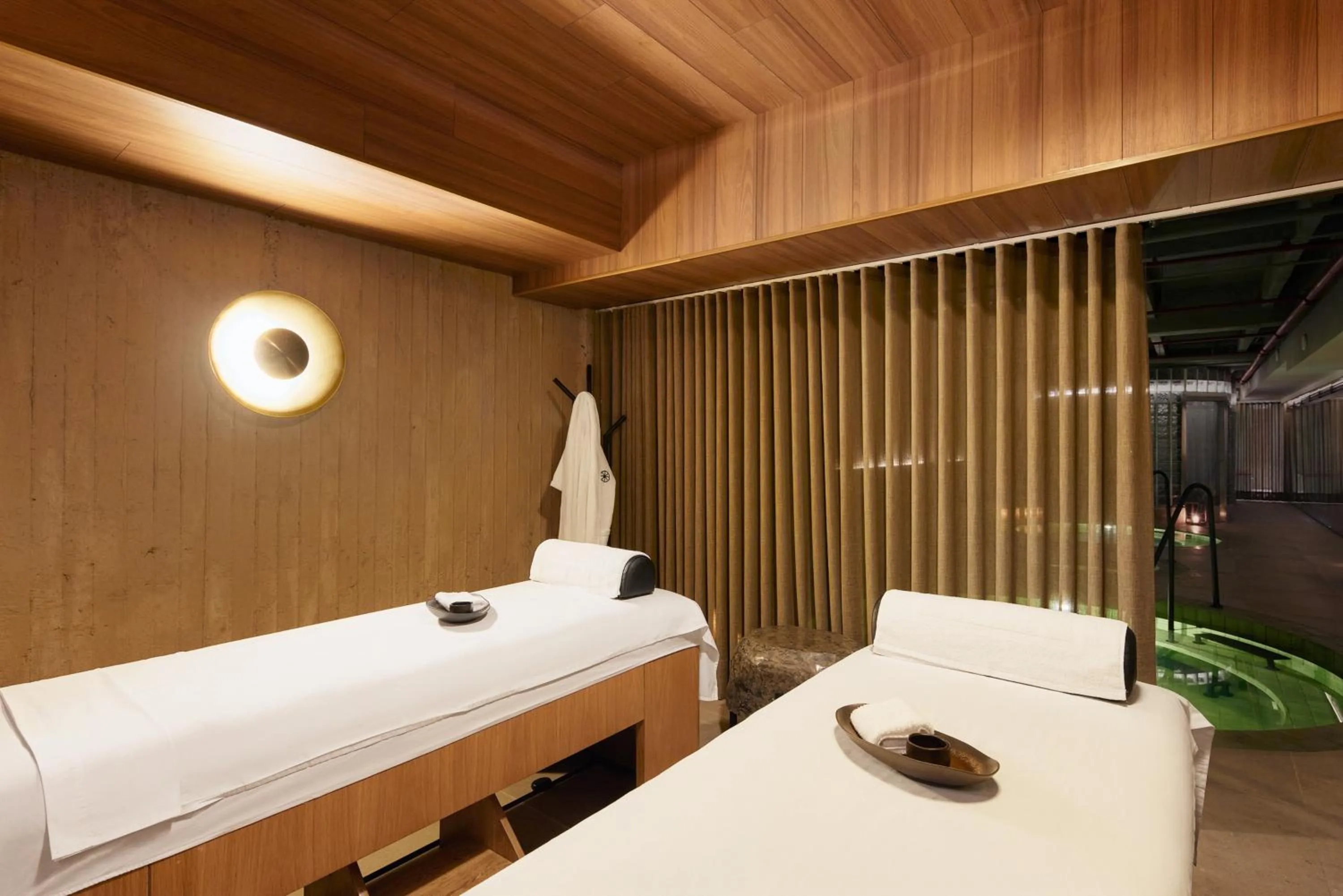 Spa and wellness centre/facilities, Bed in Wellcomm Spa & Hotel