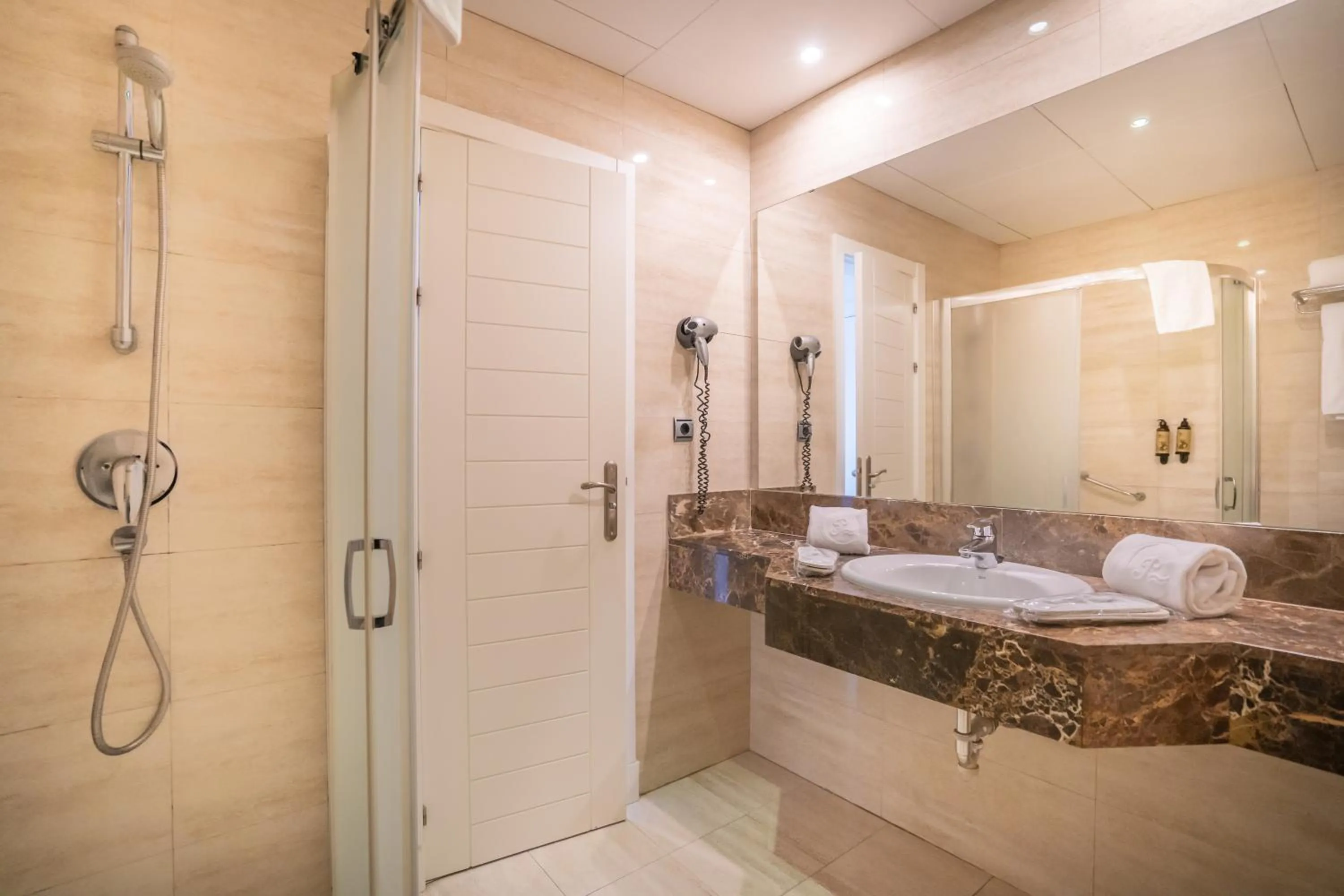 Hotel Spa Cádiz Plaza