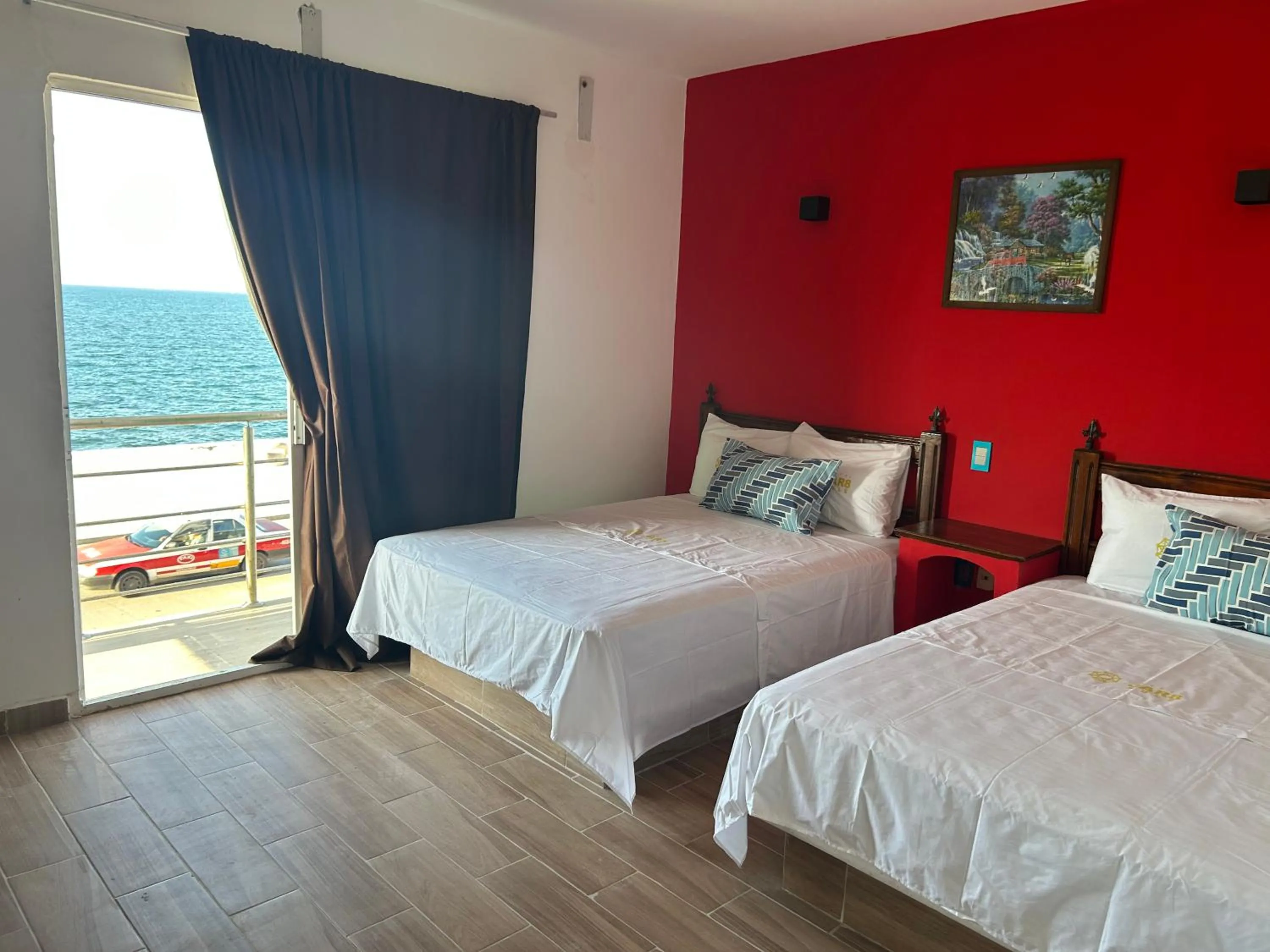 Twin Room with Sea View in Hotel Jar8 Bule