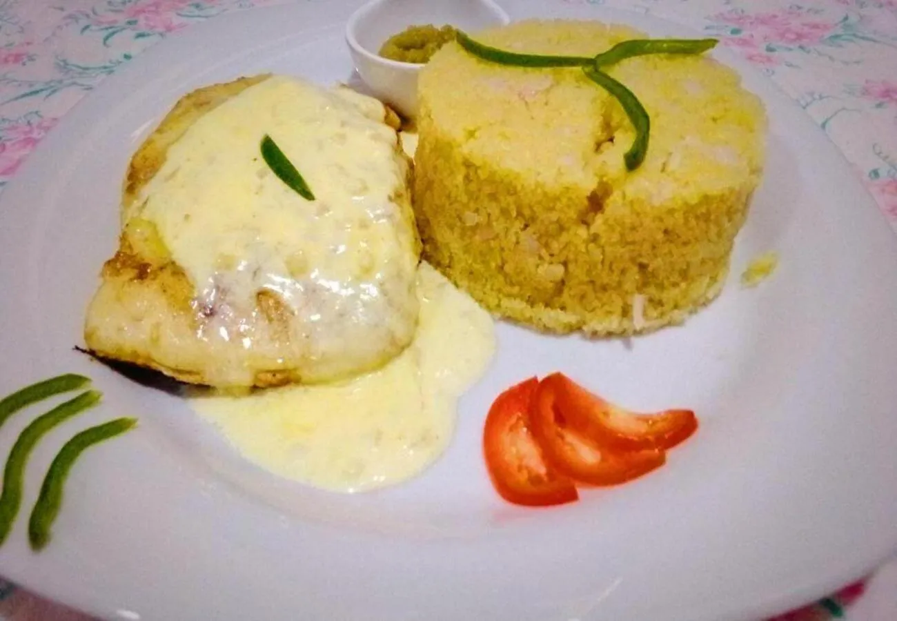 Restaurant/places to eat in HÔTEL NOAHGARDEN 2