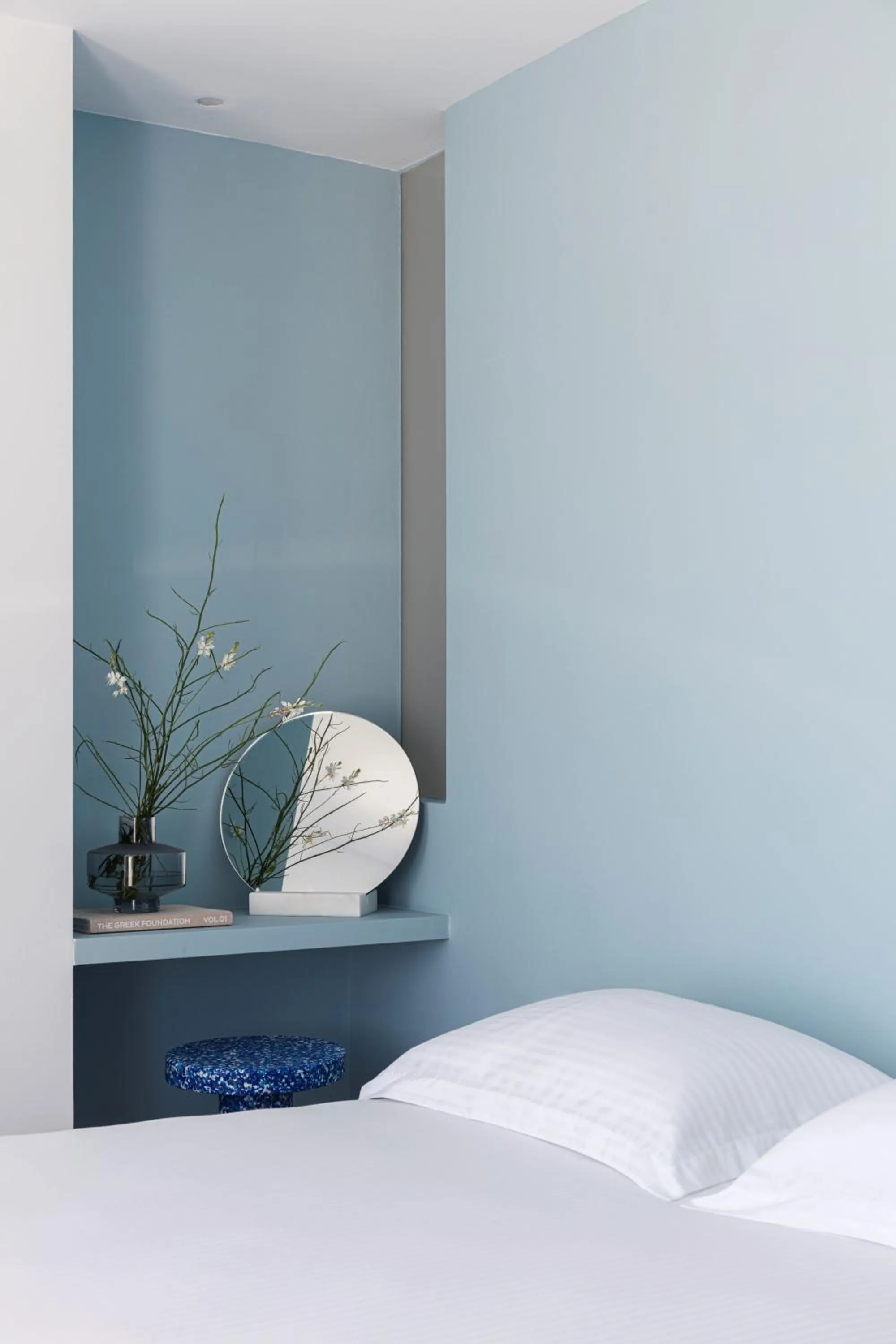 Bedroom, Bed in Neo Suites