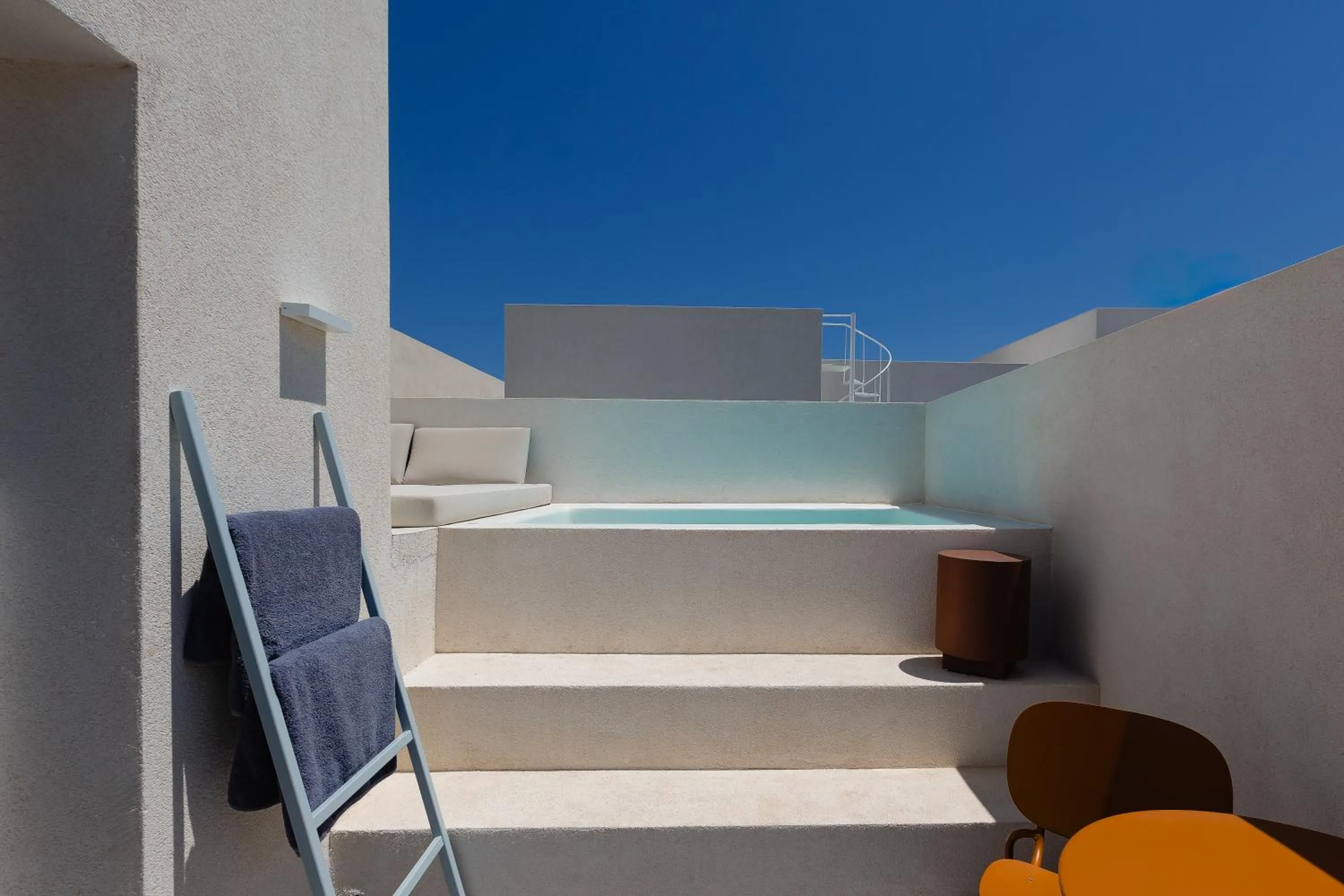 Hot Tub in Neo Suites