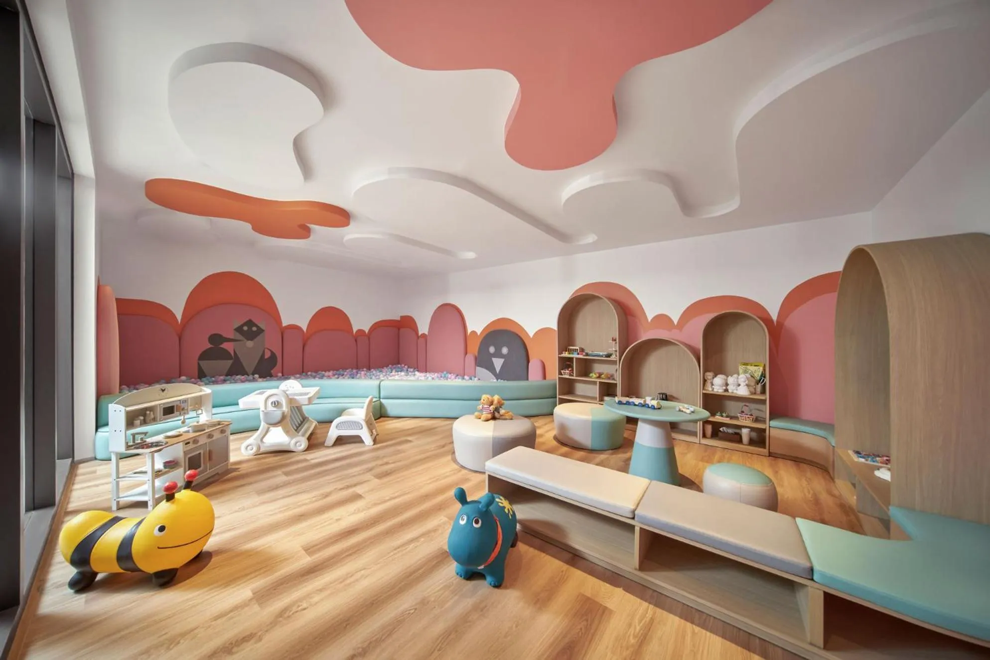 Kids's club in The Yacht Hotel by DC