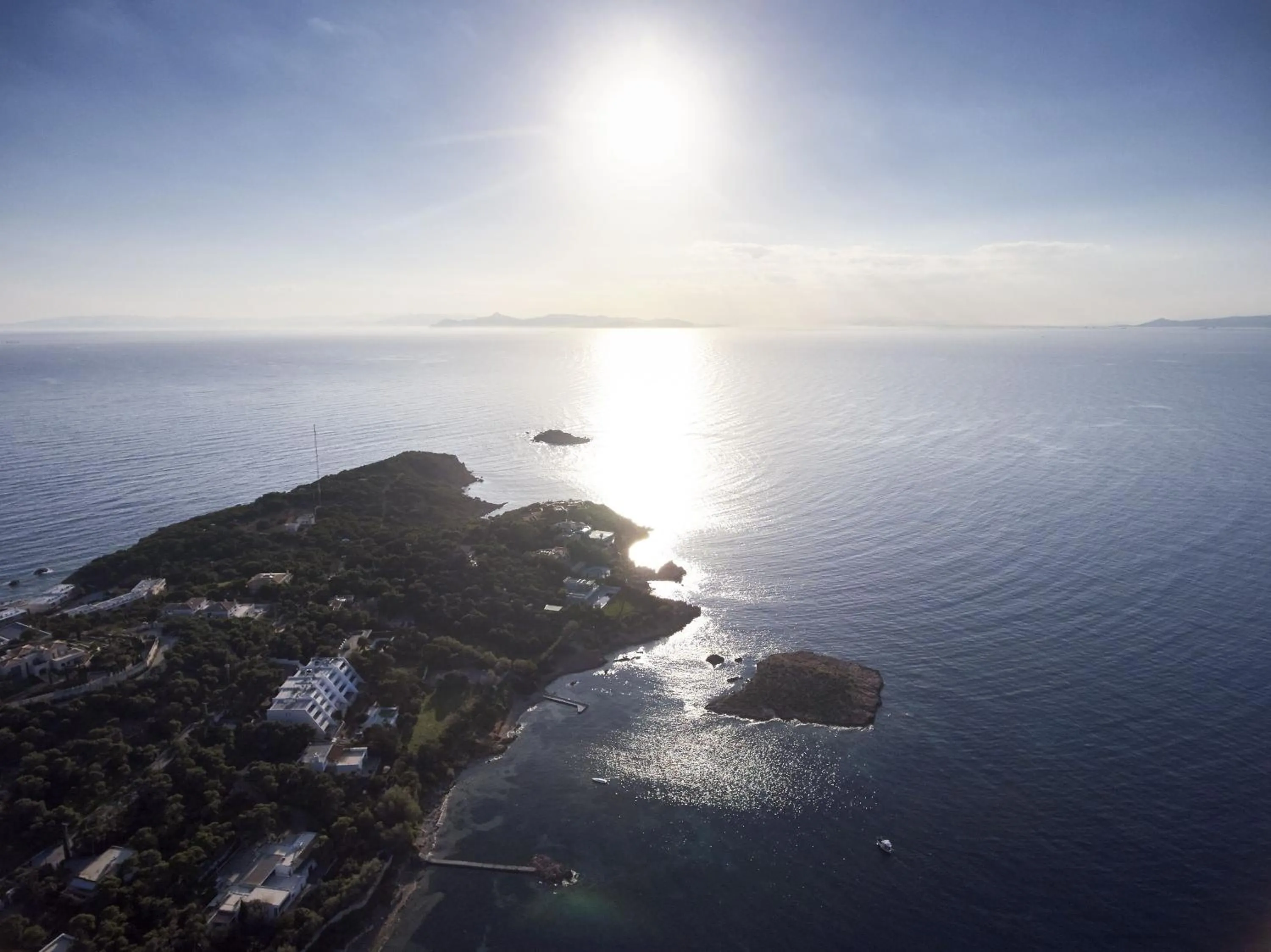 Neighbourhood in Amarilia Hotel