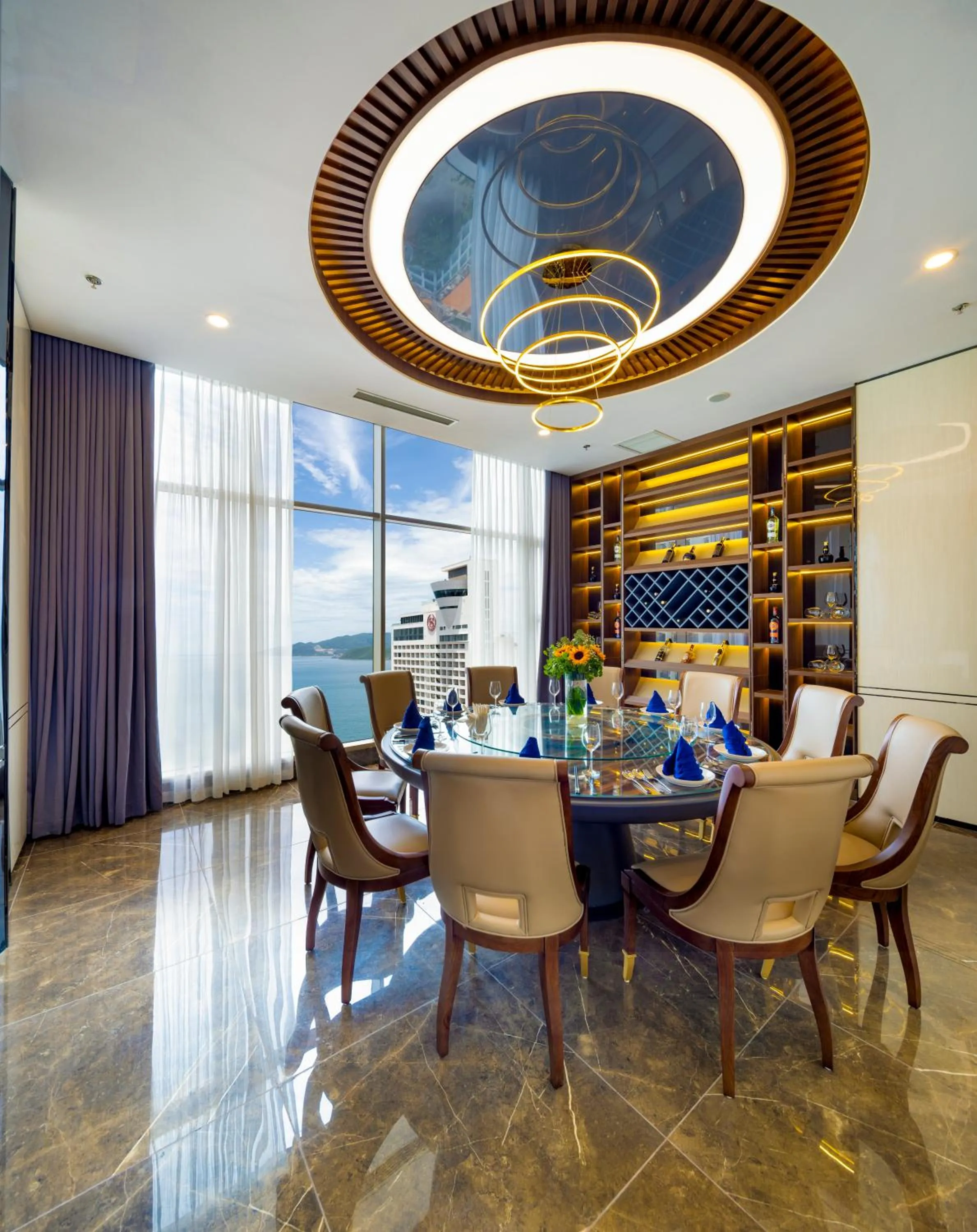 Restaurant/places to eat in Annova Nha Trang Hotel