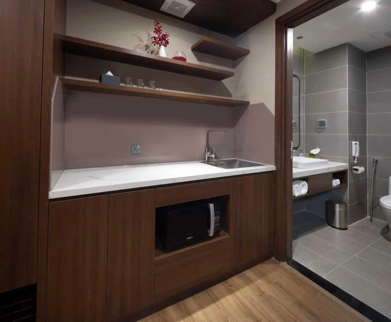 microwave in Annova Nha Trang Hotel