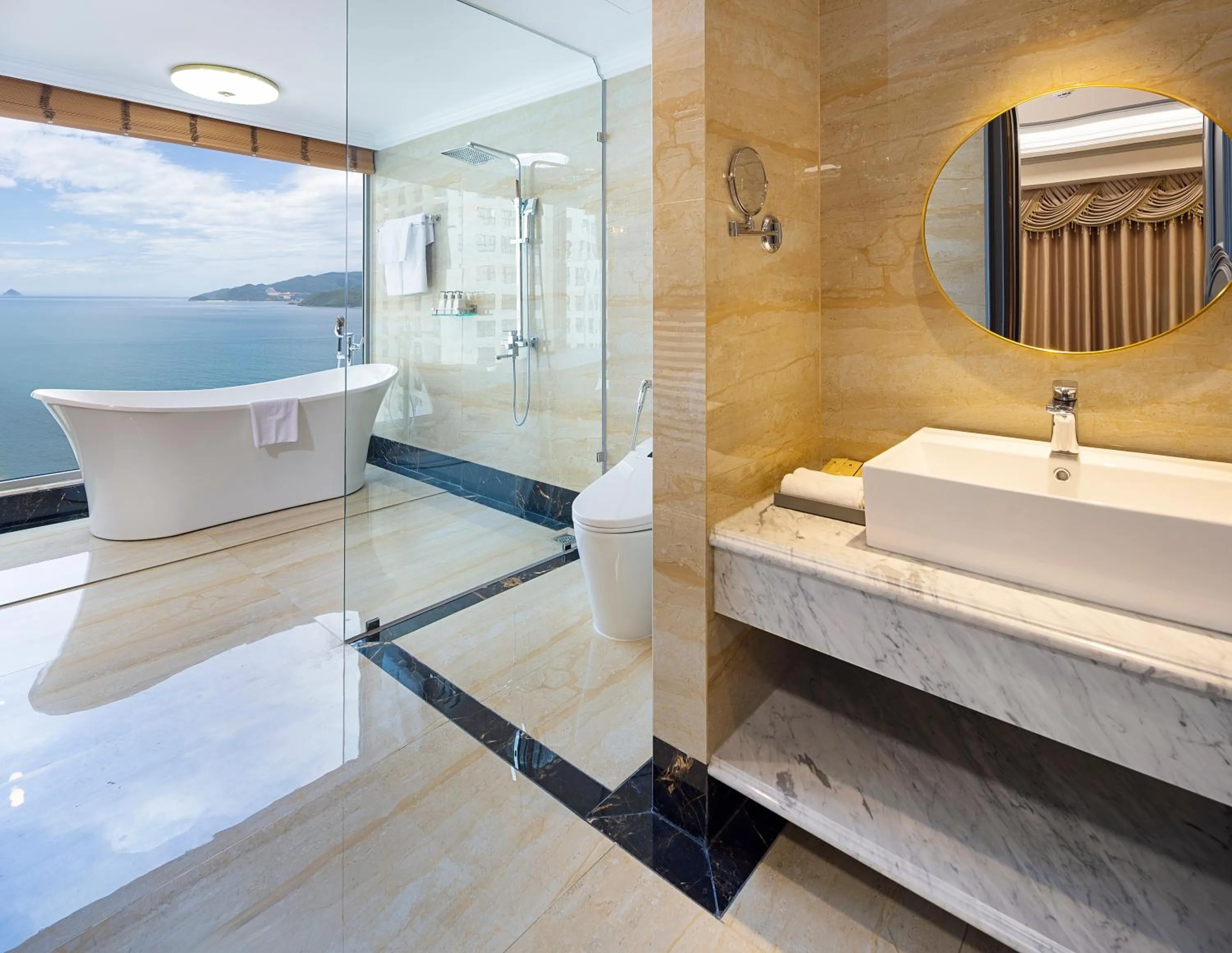 One-Bedroom Apartment with Balcony and Sea View in Annova Nha Trang Hotel