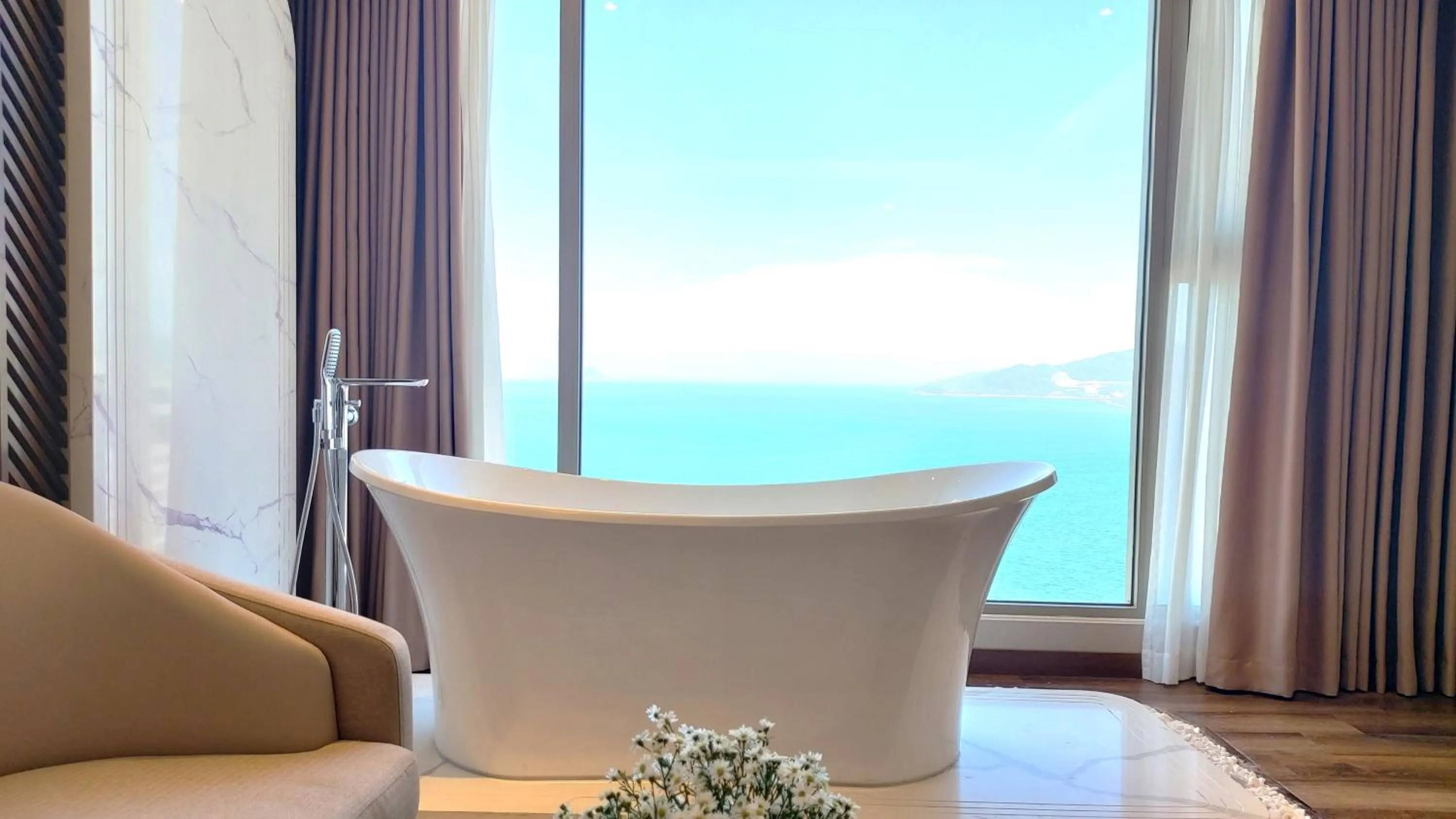 Bath in Annova Nha Trang Hotel